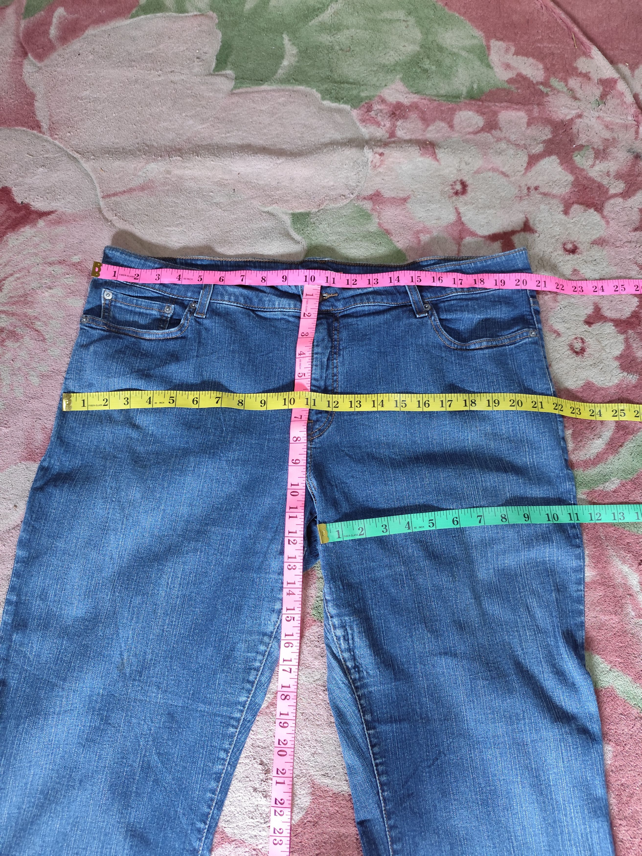 Levi's × Levi's Vintage Clothing Vintage Levi's 512 Perfectly Shaping Bootcut Denim J004 Size 41" - 19 Thumbnail