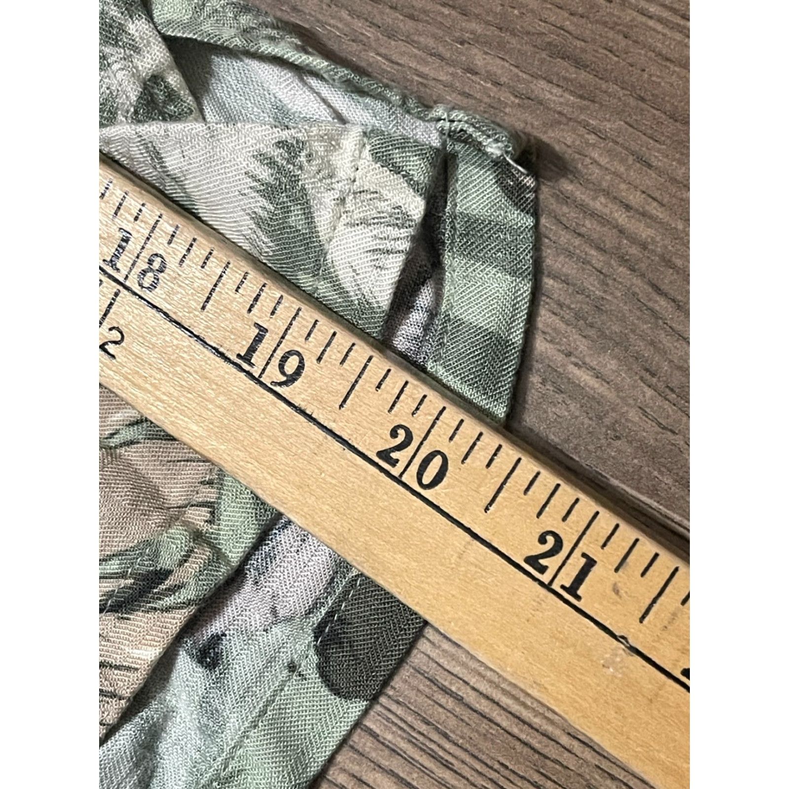 Vintage Consensus Button-Up Shirt, Men's Large Tall, Green Tan, Hawaiian, Casual Floral, Short Sleeve, Collared, Fall Spring Summer, Mens Size US L / EU 52-54 / 3 - 7 Thumbnail