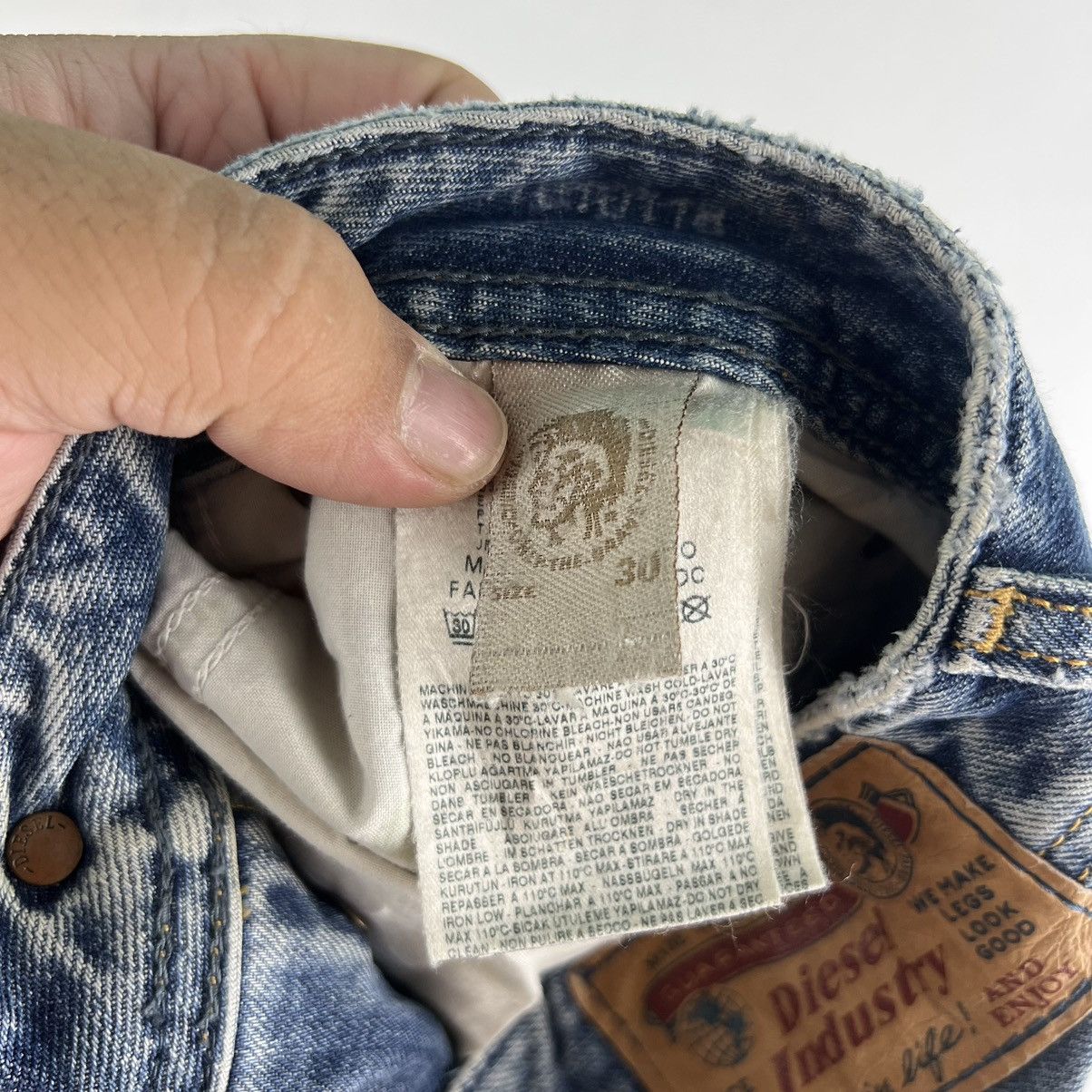 Diesel FLARE BOW CUT DESIGN DENIM JEANS DISTRESSED DIESEL INDUSTRY Size US 36 / EU 52 - 15 Thumbnail
