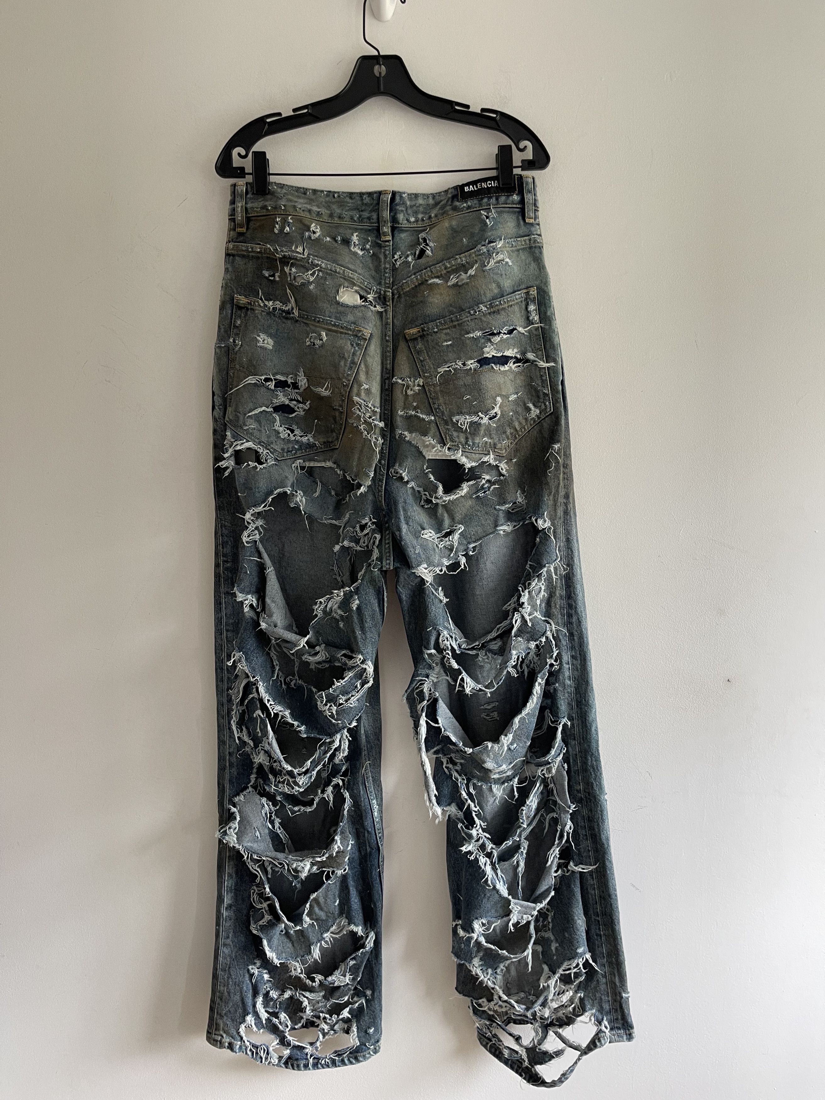 パンツ BALENCIAGA 23SS Super Destroyed Pants Balenciaga Super Destroyed Baggy Pants | Saks Fifth Avenue