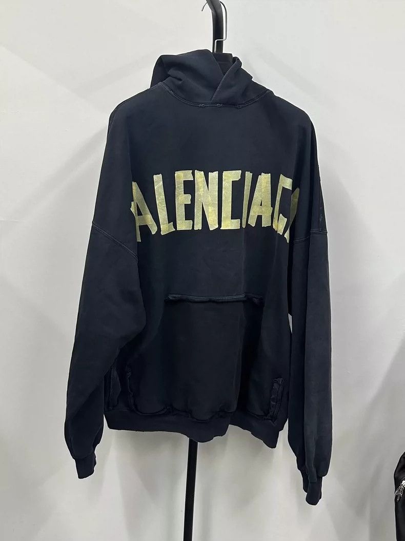 Balenciaga Balenciaga size 2 Logo monogrammed hooded sweatshirt Size US S / EU 44-46 / 1 - 1 Thumbnail