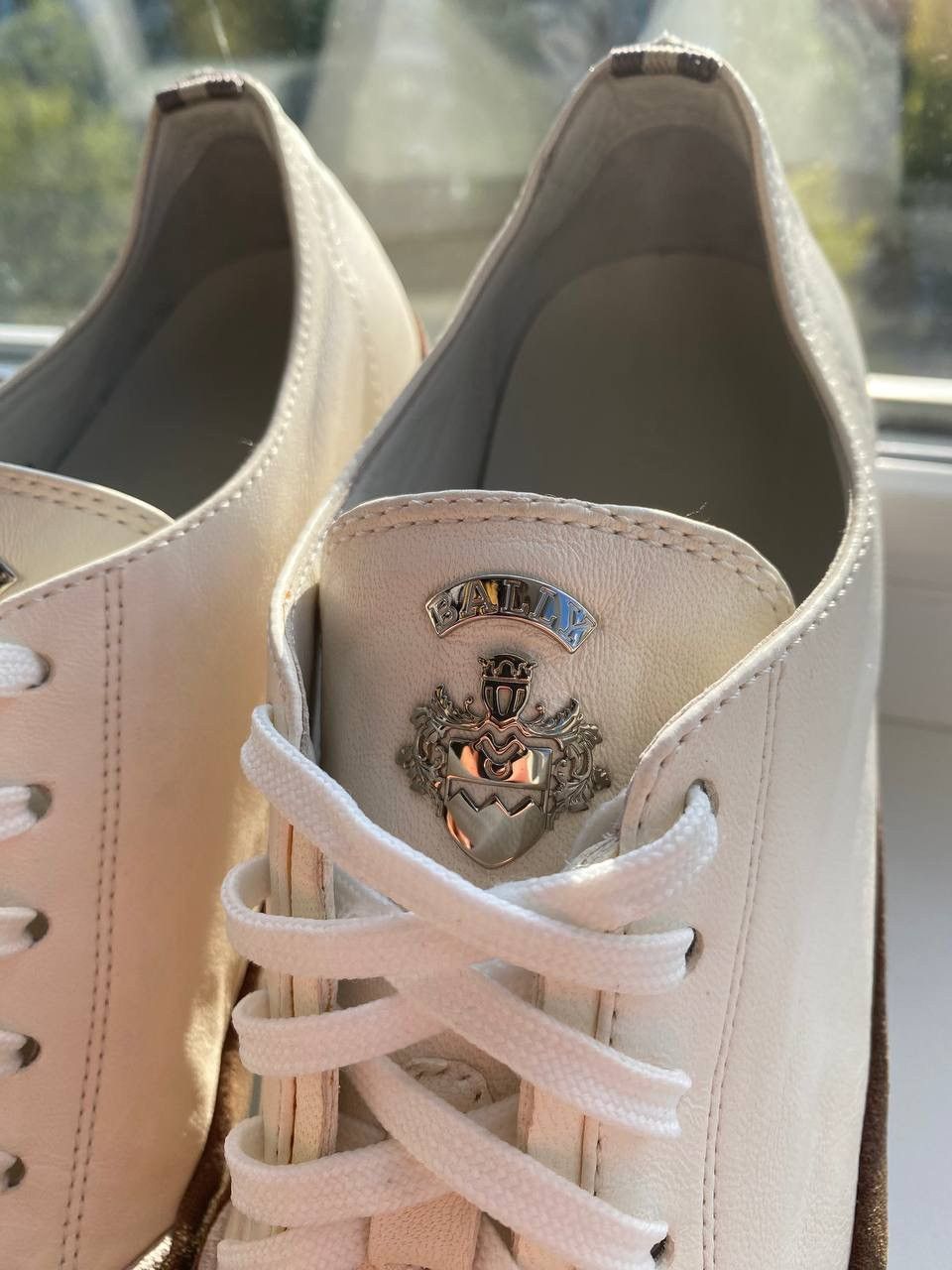 Bally Bally Svikangi Low Top Sneaker White Leather Womens Shoe Size US 8 / IT 38 - 4 Thumbnail