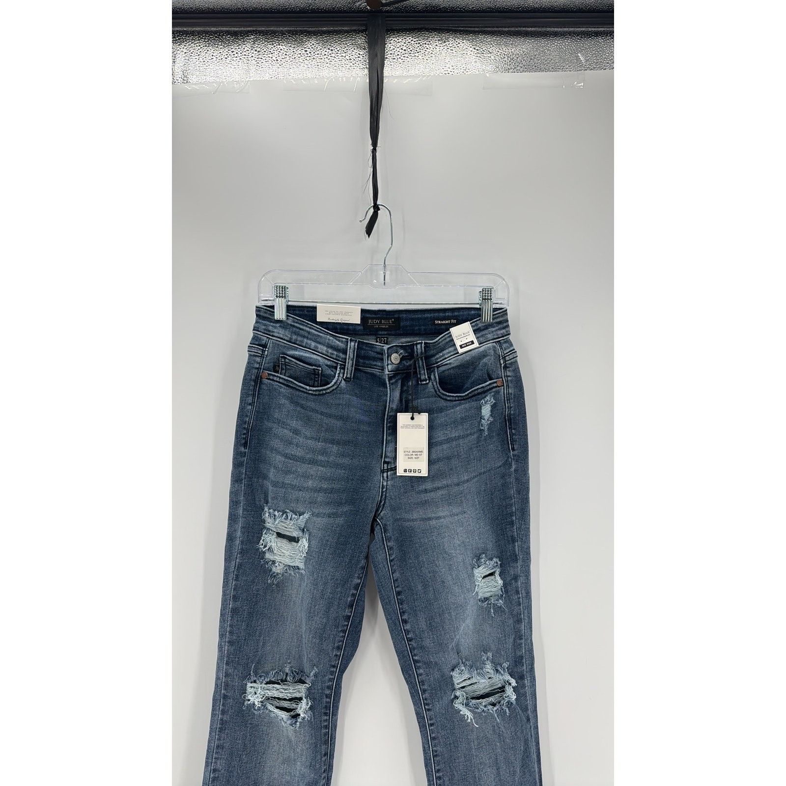 Judy Blue Judy Blue straight fit mid rise distressed raw hem casual Size 27" / US 4 / IT 40 - 3 Thumbnail