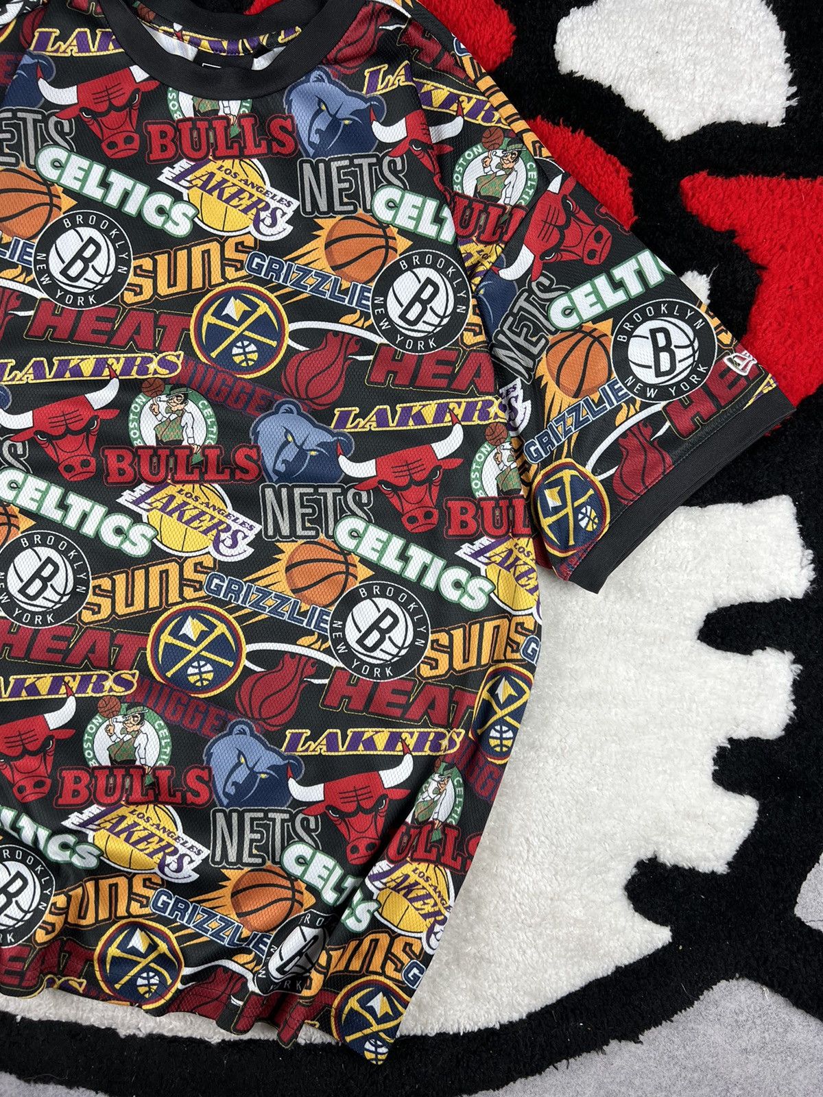 New Era NBA New Era Monogram Basketball Teams Overprinted Tee Shirt Size US M / EU 48-50 / 2 - 3 Thumbnail