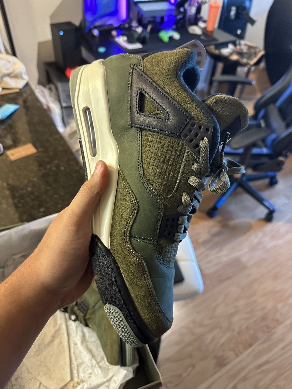 Jordan Brand AIR JORDAN 4 RETRO SE CRAFT “MEDIUM OLIVE” Size US 12 / EU 45 - 6 Thumbnail