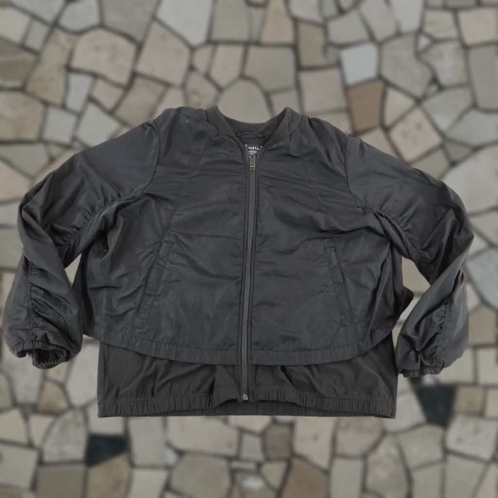 Athleta Athleta Jacket Womens XL Black Bomber Jacket Zip Up Windbreaker Performance Coat Ruched Size XL / US 12-14 / IT 48-50 - 1 Thumbnail