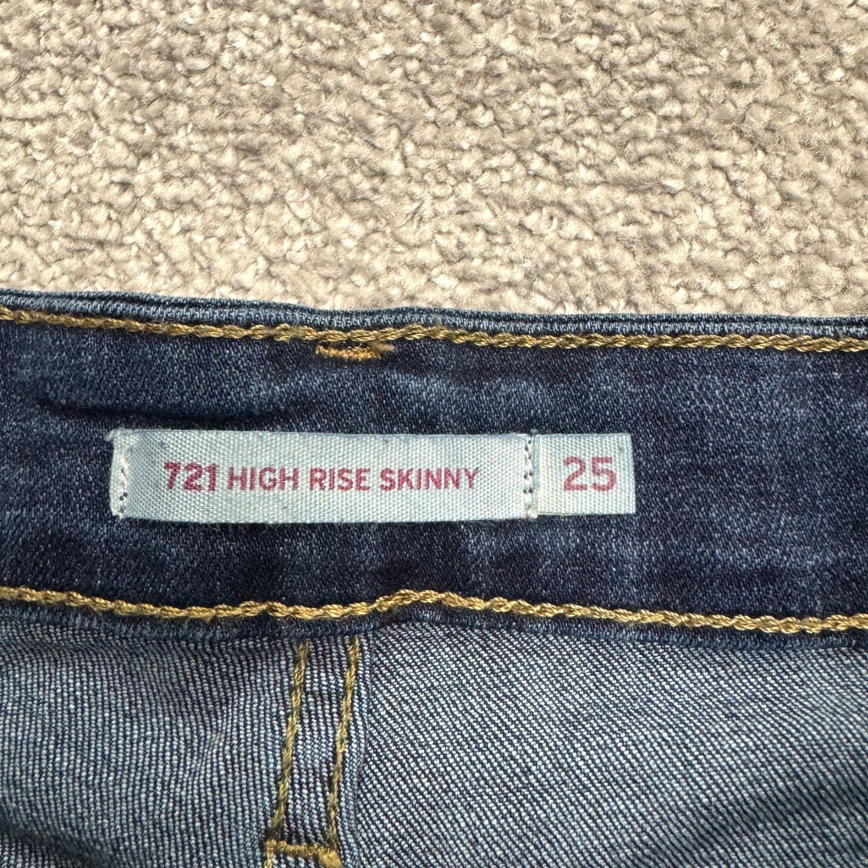 Levi's Levi's 712 High Rise Skinny Jeans Womens 25 Blue Dark Wash Casual Stretch Size 42" / US 20 - 7 Thumbnail