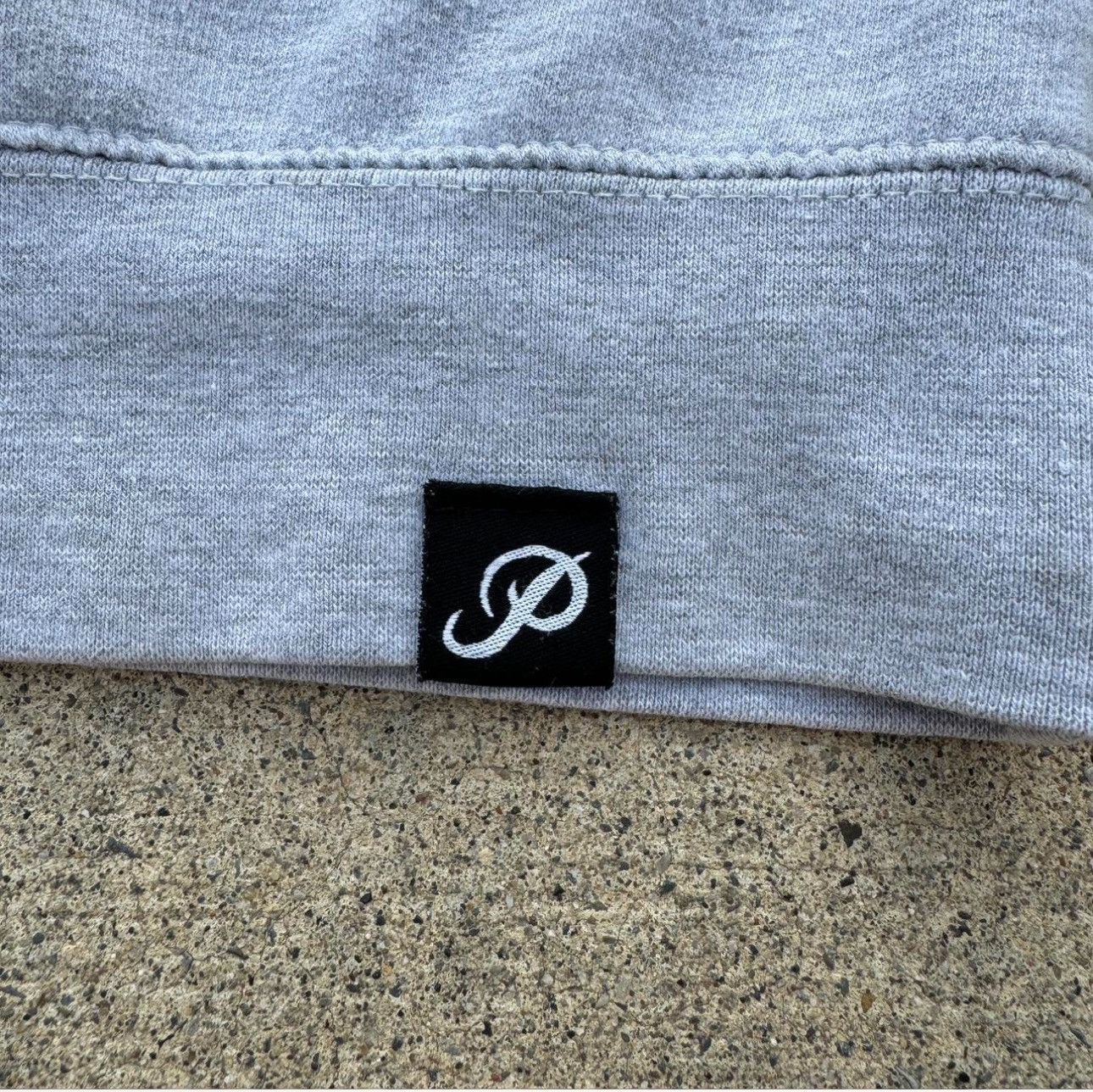 Primitive PRIMITIVE STAR CREWNECK Size US M / EU 48-50 / 2 - 3 Thumbnail