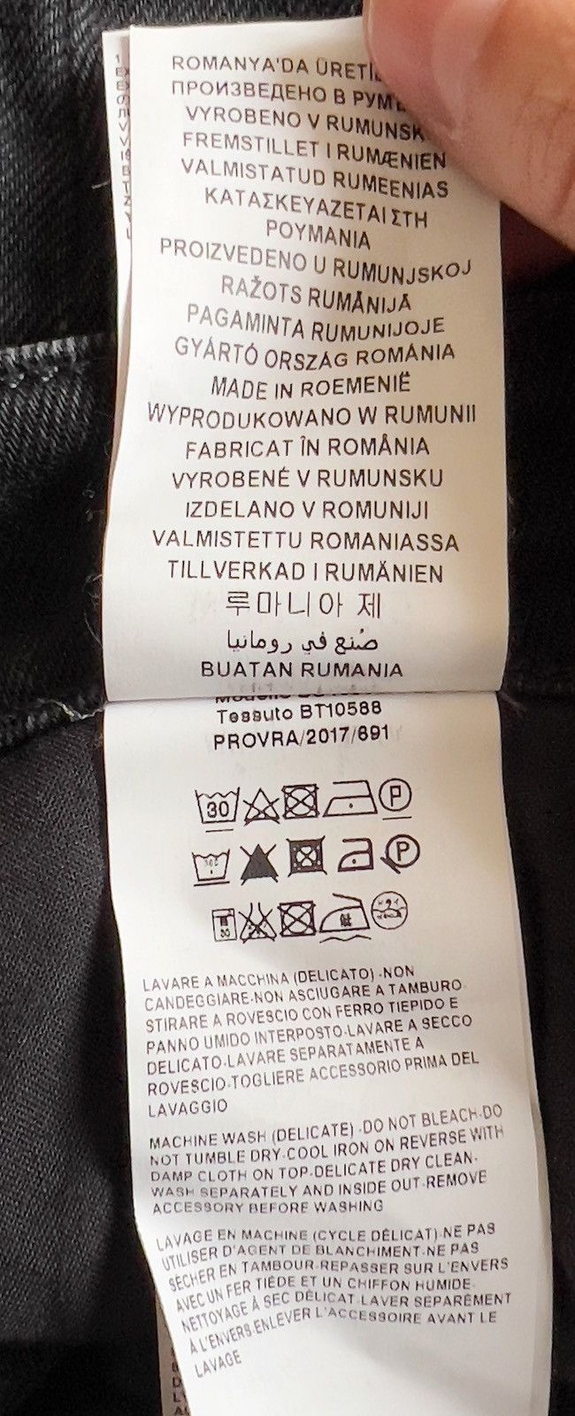 Versus Versace VERSUS VERSACE slim dark gray denim jeans in size 29 Size US 29 - 11 Thumbnail