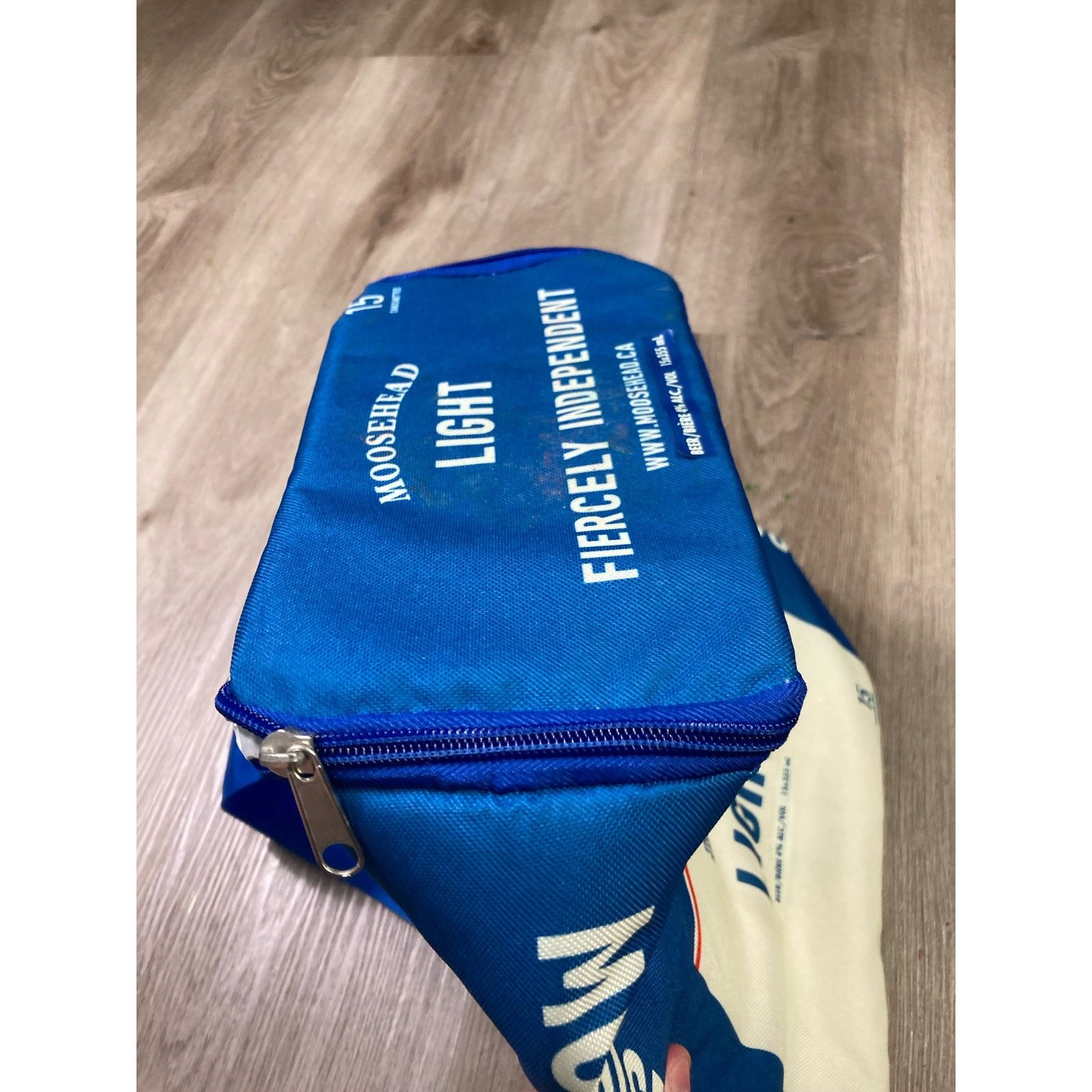 Other Moosehead Light Beer Backpack Cooler 15 Can Capacity Blue Size ONE SIZE - 6 Thumbnail