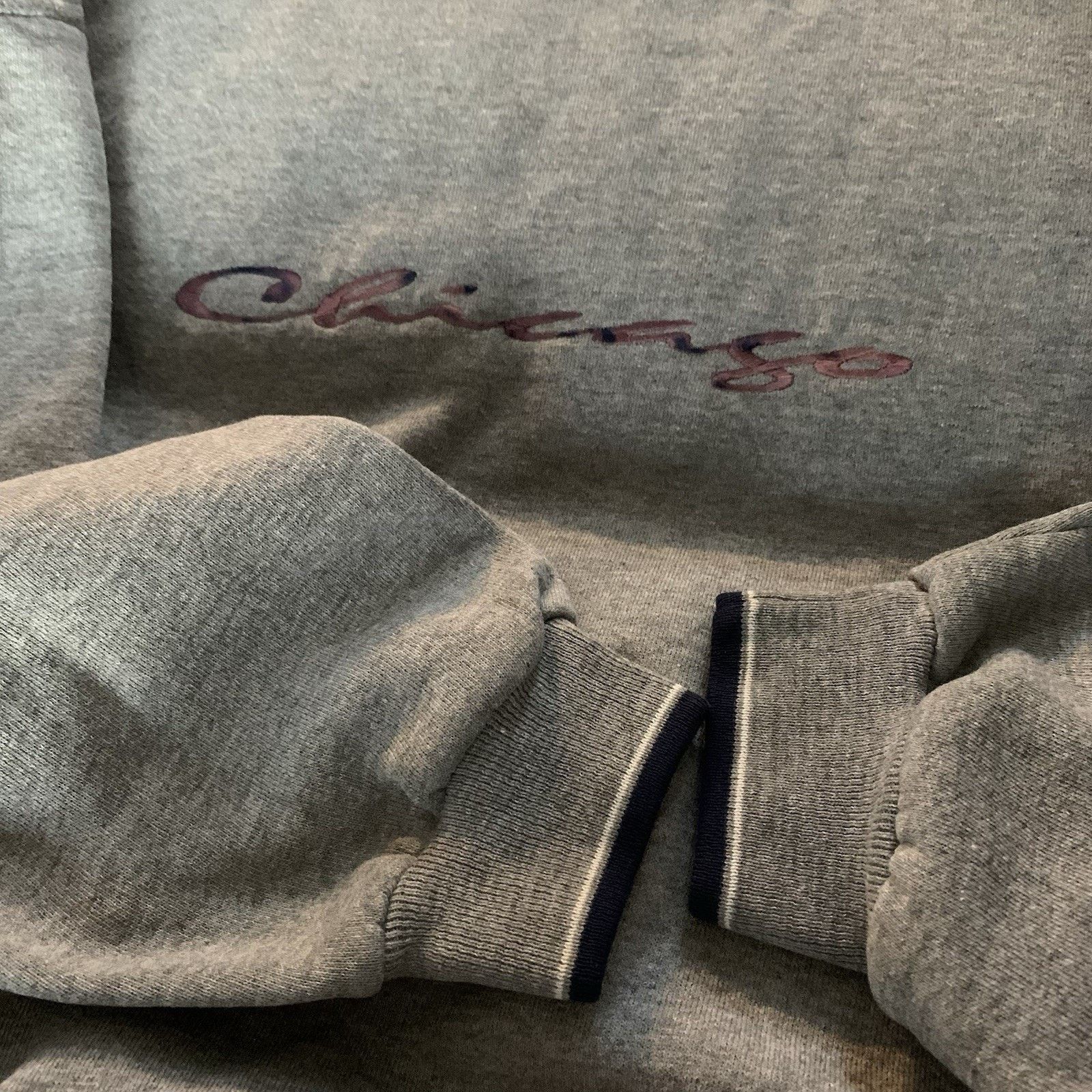 Jerzees Vintage Jerzees Super Sweats Embroidered Chicago Sweatshirt Size US XL / EU 56 / 4 - 13 Thumbnail