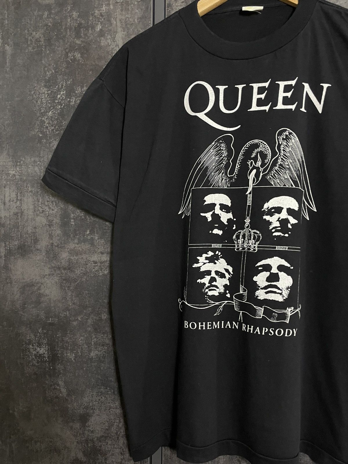 Vintage Vintage Queen Bohemian Rhapsody Freddie Mercury Rock T-Shirt Size US L / EU 52-54 / 3 - 5 Thumbnail