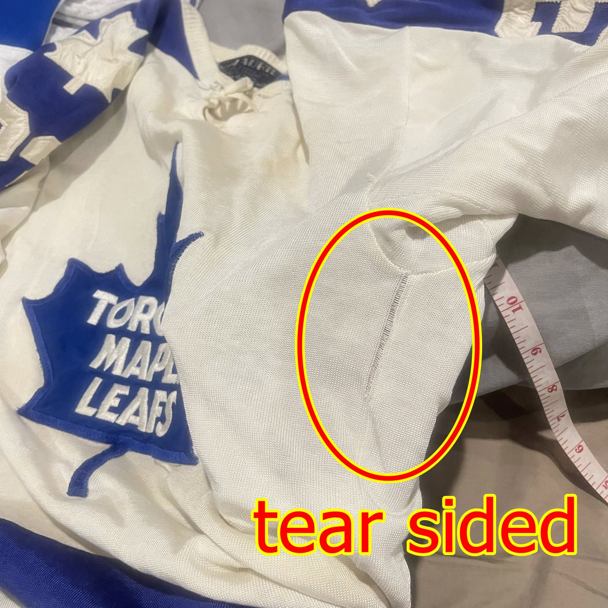 NHL Vintage 80s Toronto Maple Leafs Hockey Jersey NHL Jersey Size US S / EU 44-46 / 1 - 12 Thumbnail