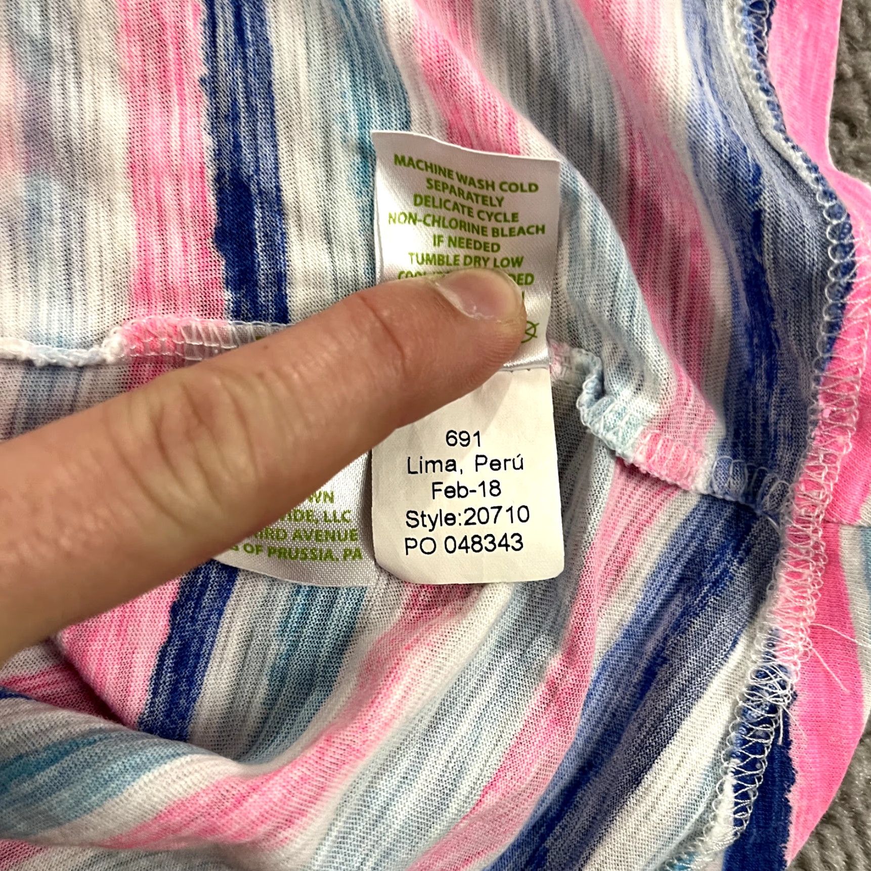 Lilly Pulitzer Lilly Pulitzer Top Womens 2XS Etta V Neck Shirt Multicolor Striped Preppy Shirt Womens 2XS V-Neck Striped Multicolor Lilly Pulitzer Size XXS / US 00 / IT 34 - 7 Thumbnail
