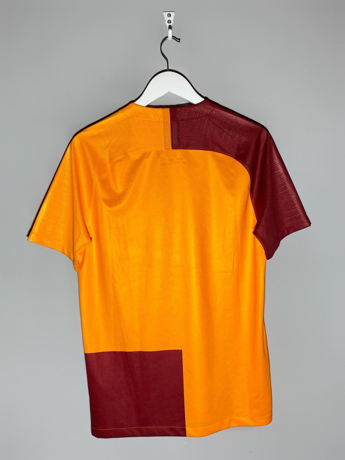 Nike Nike Galatasaray 2018/19 Home Football Shirt Soccer Jersey Size US M / EU 48-50 / 2 - 2 Thumbnail
