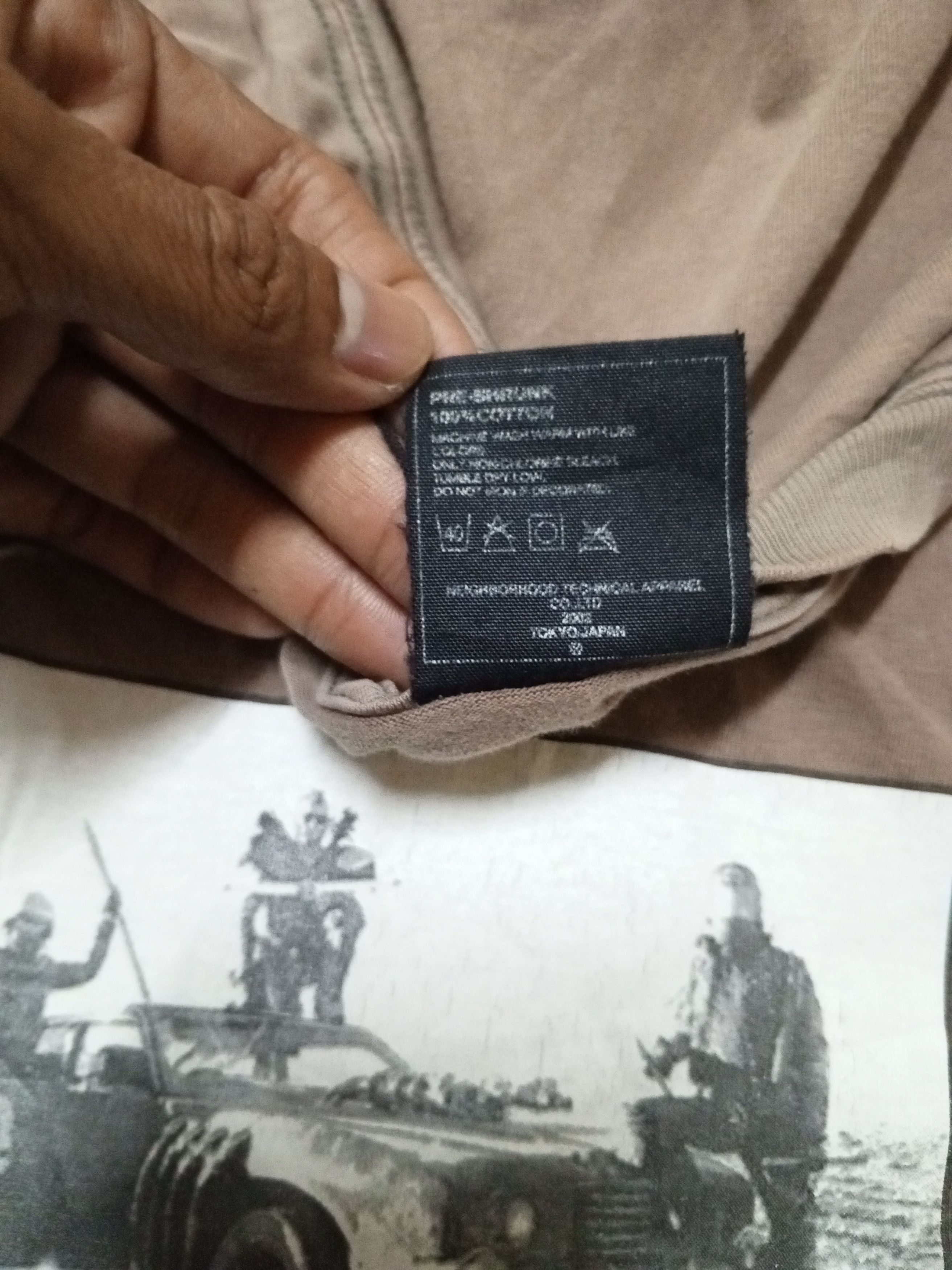 Neighborhood Neighborhood ‘Search’ Tee Size US L / EU 52-54 / 3 - 11 Thumbnail