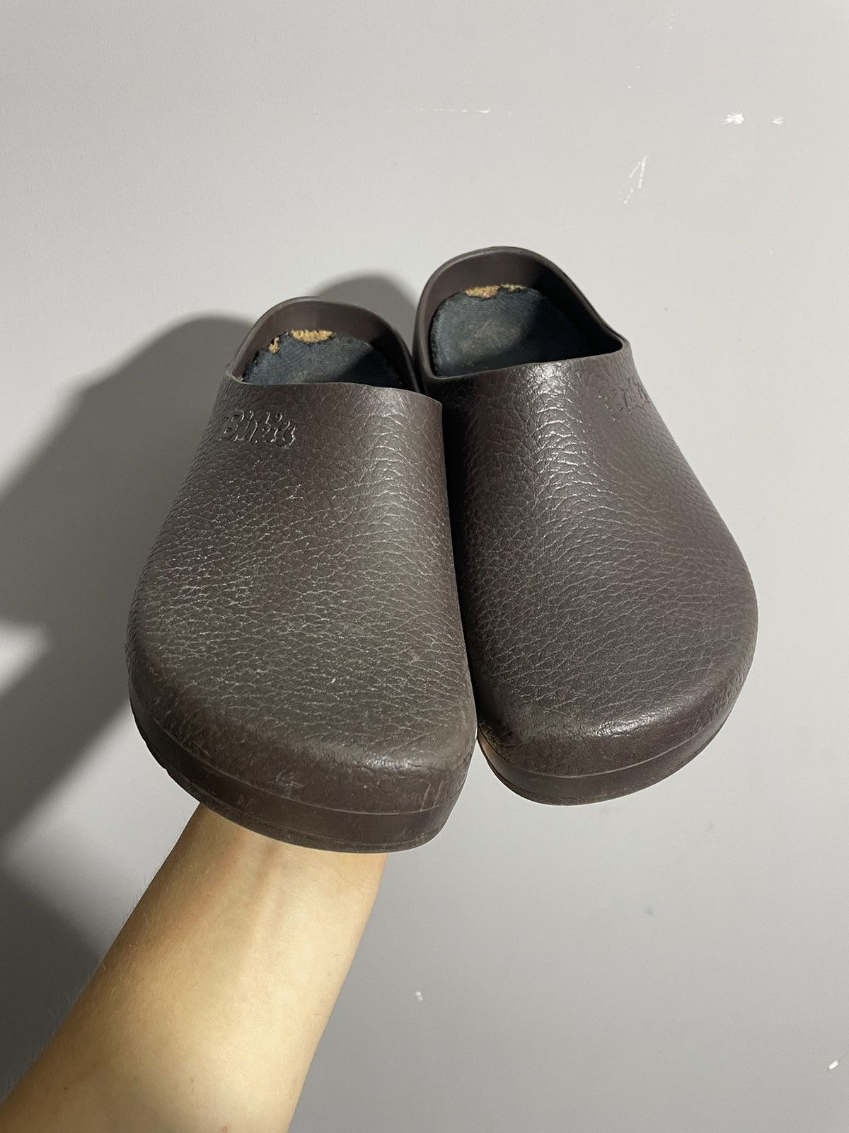 Birkenstock × Vintage Birkenstock Vintage Women closed flip-flops Size US 7 / IT 37 - 2 Thumbnail