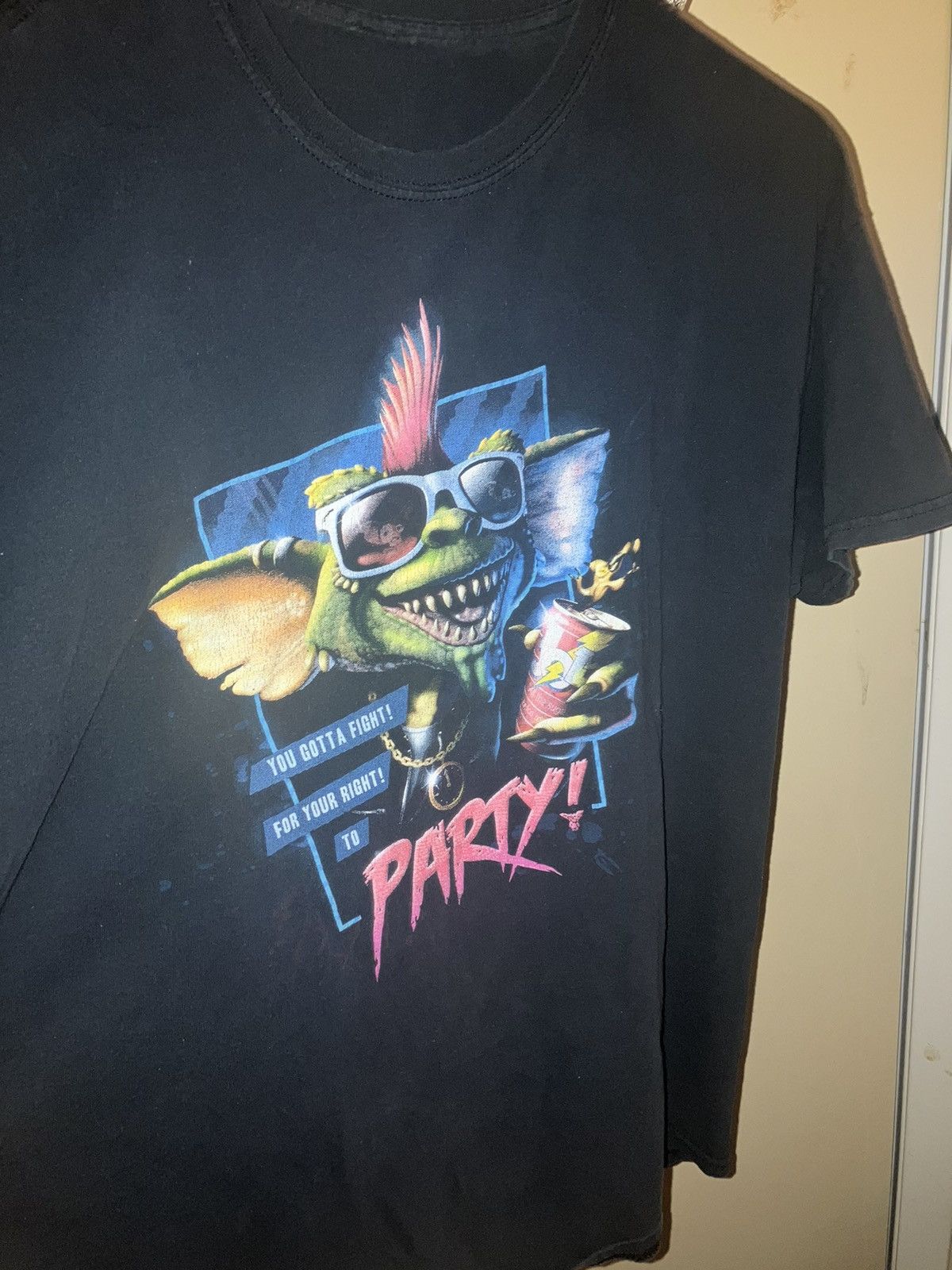 Vintage Rare gremlins movie jolt soda graphic shirt medium Size US M / EU 48-50 / 2 - 3 Thumbnail