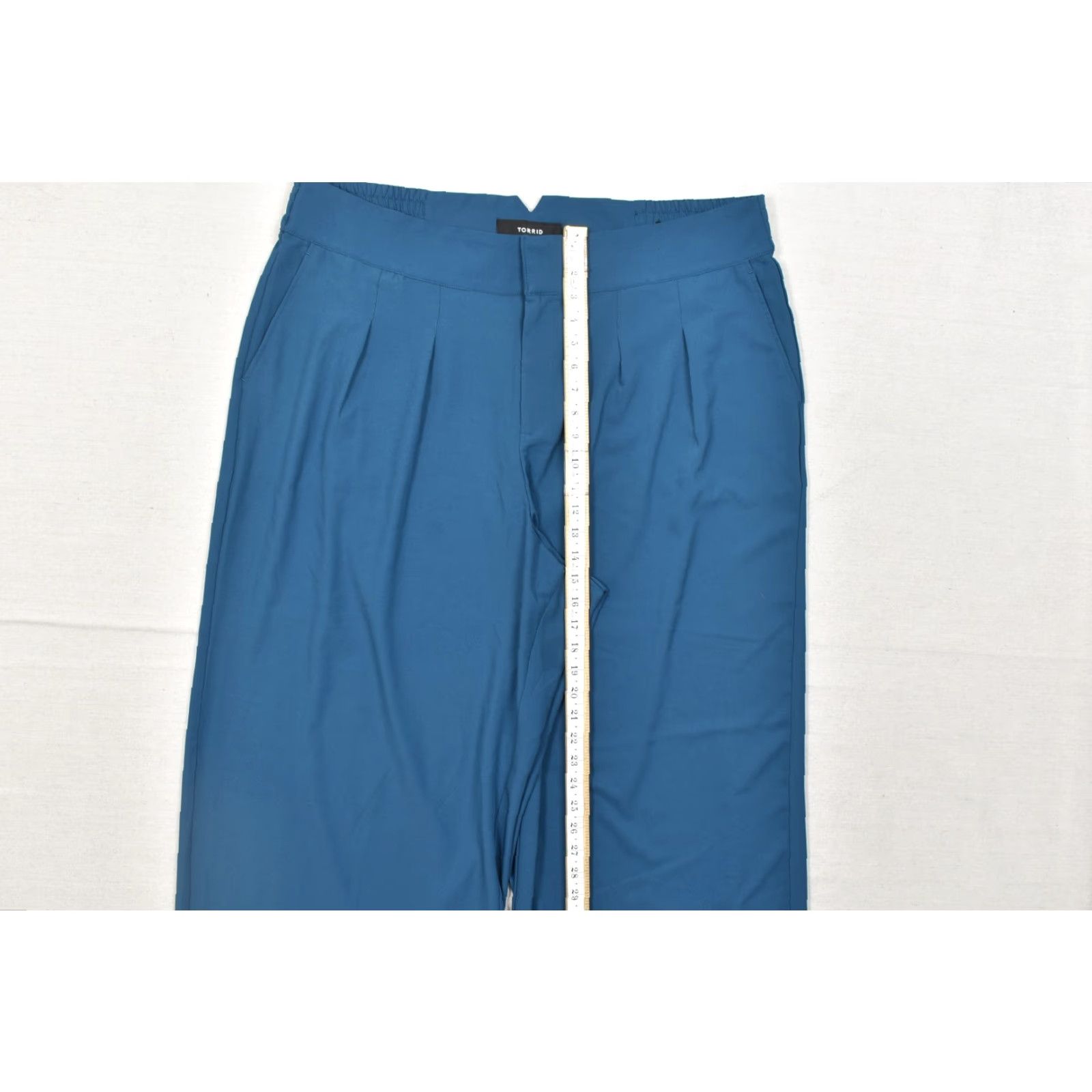 Torrid Torrid Plus Size 20 Teal Blue Wide-Leg Culotte Pants Pleated Front High Rise Elastic Back Poly Dress Pants, Zip, Machine Washable, Solid Blue, Women Size 42" / US 20 - 5 Thumbnail