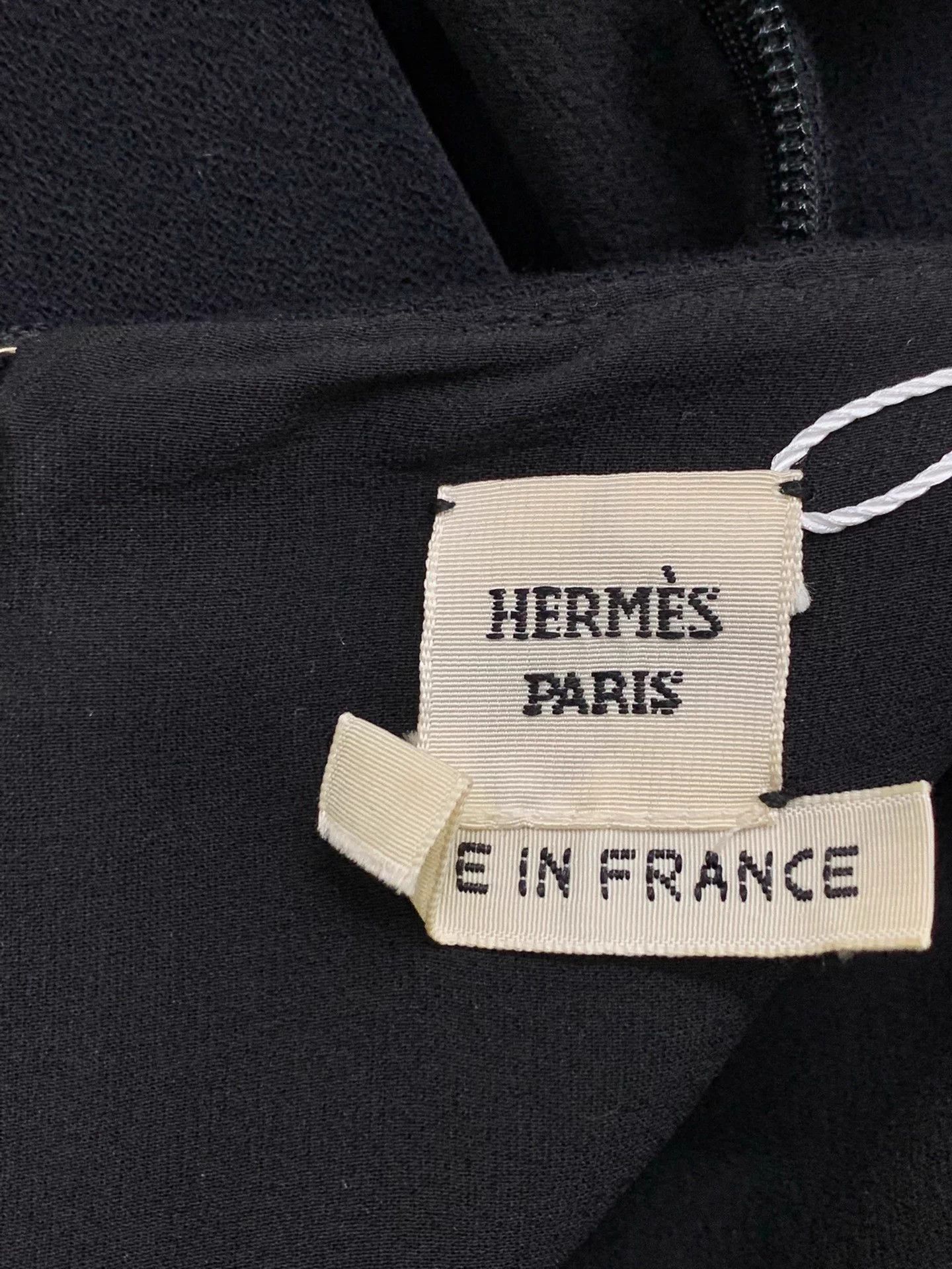 Hermes Hermes black long-sleeve dress 36 like new Size XS / US 0-2 / IT 36-38 - 4 Thumbnail
