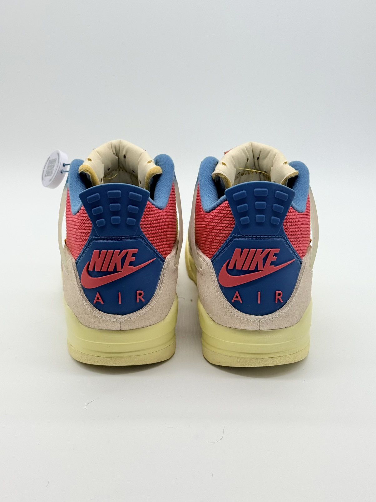 Jordan Brand Size 10.5 - Jordan 4 Retro x Union LA Mid Guava Ice Size US 10.5 / EU 43-44 - 5 Thumbnail