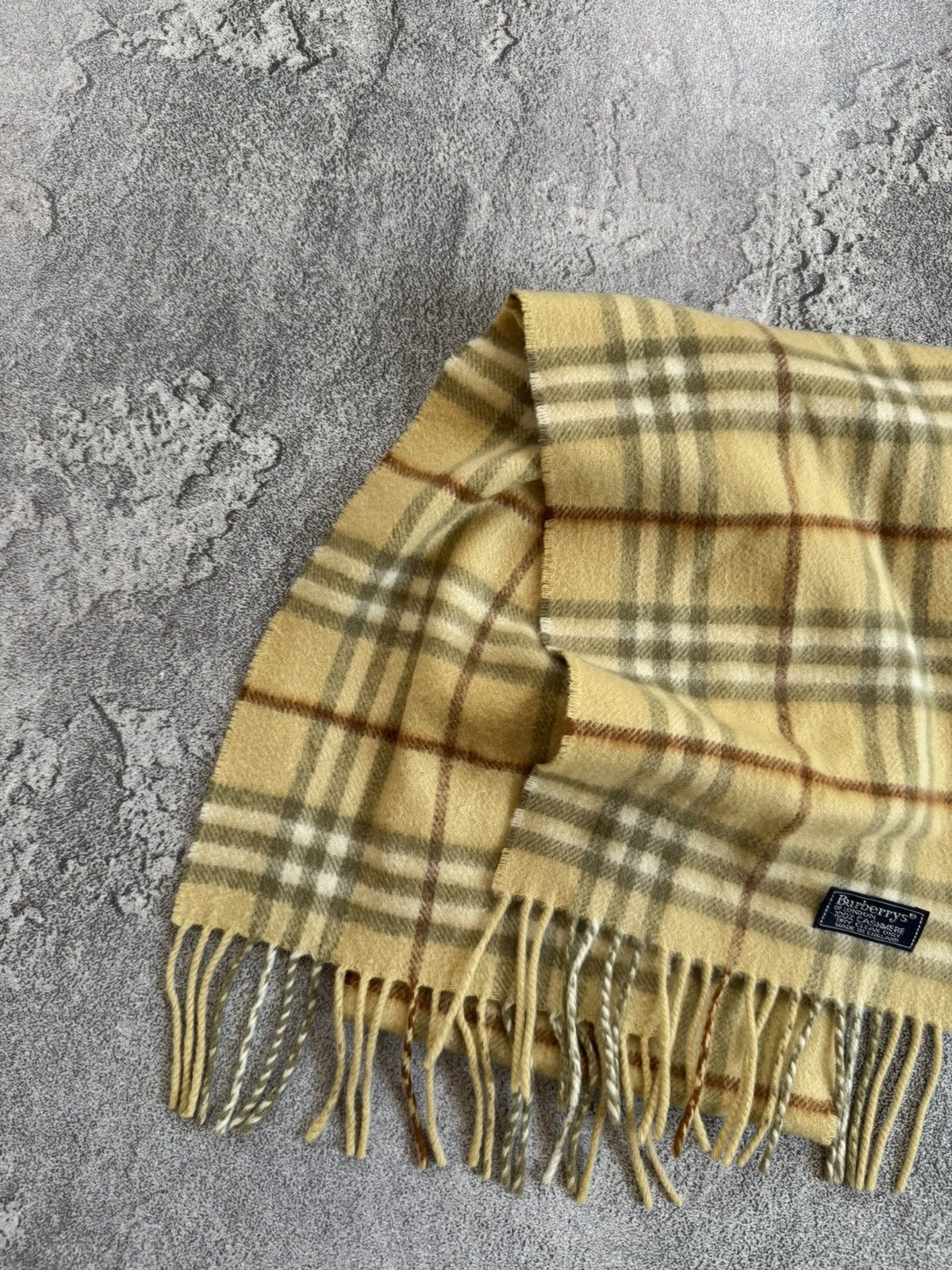 Burberry × Vintage Burberry Burberrys checkered cashmere scarf 🧣 muffler Size ONE SIZE - 2 Thumbnail