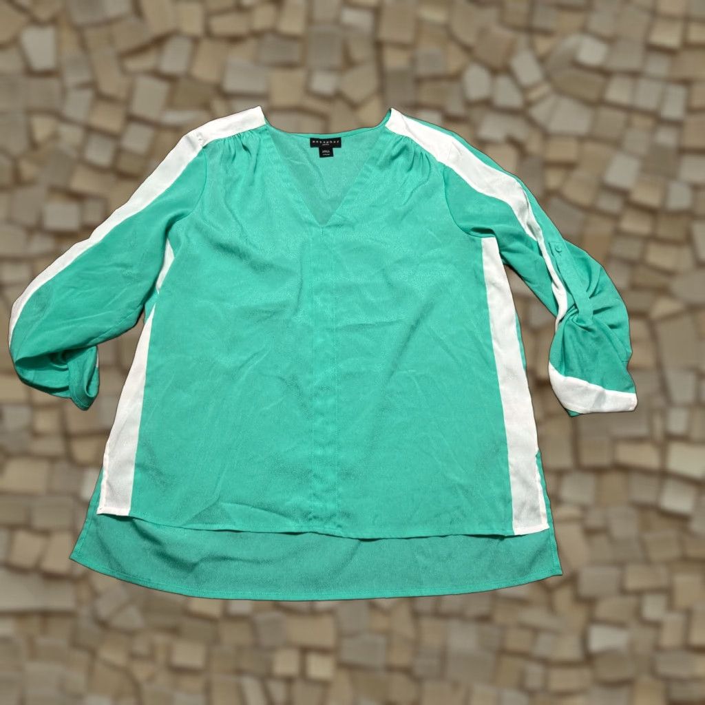 Vintage Metaphor Blouse Women's XL Petite Green White V-neck Long Sleeve Shirt Ladies Regular Fit - Modern Basic Casual - Womens Size XL / US 12-14 / IT 48-50 - 1 Thumbnail