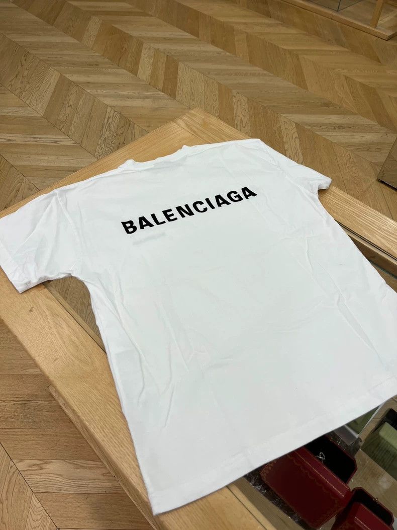 Balenciaga Balenciaga White T-Shirt Short Sleeve Front and Back Lette Size US M / EU 48-50 / 2 - 2 Thumbnail