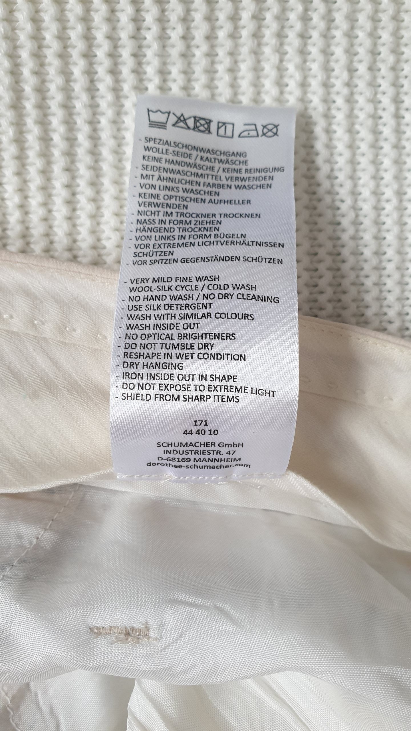 DOROTHEE SCHUMACHER Dorothee Schumacher Cosmo Skirt Size 28" / US 6 / IT 42 - 9 Thumbnail