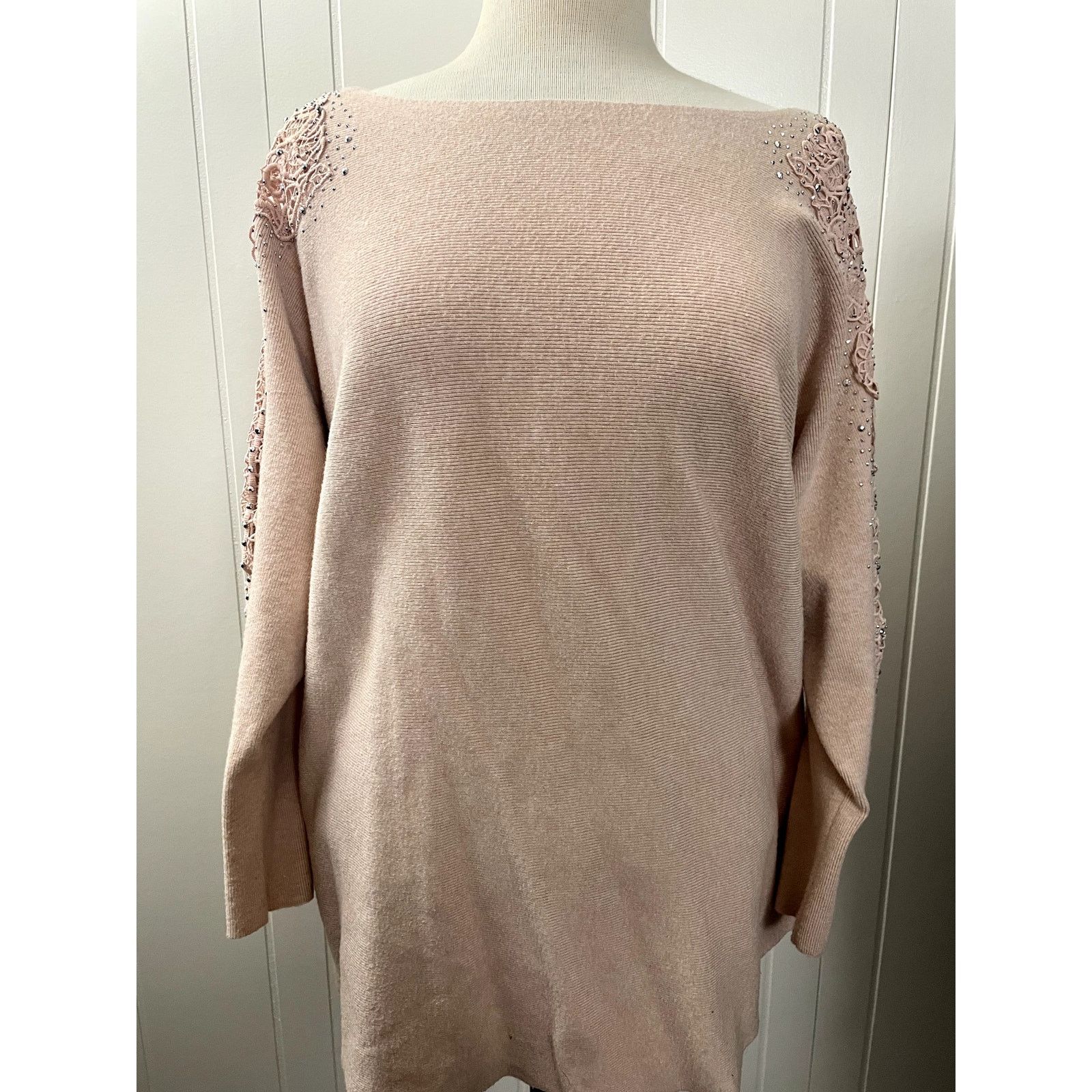 Other Preloved Siren Lily Jeweled Long Sleeve Crochet details Size XL / US 12-14 / IT 48-50 - 2 Thumbnail