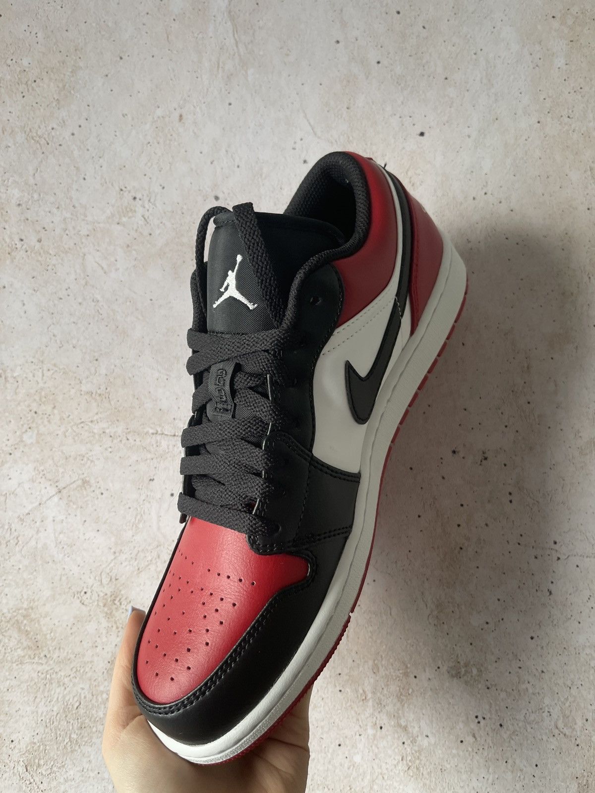 Jordan Brand Jordan 1 Low Bred Toe Size US 9.5 / EU 42-43 - 4 Thumbnail