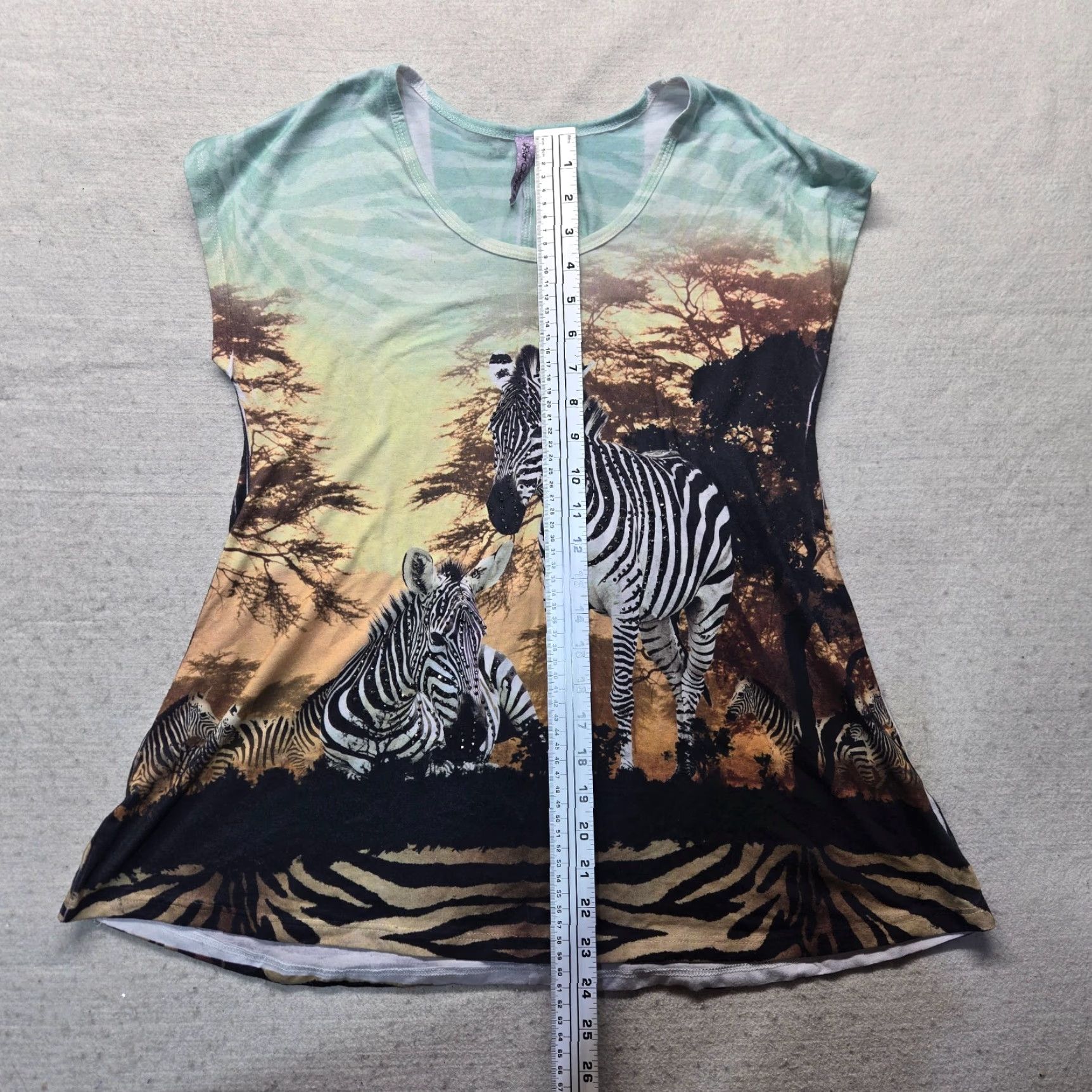 Vintage Allstar Clothing Shirt Adult Women's Size S Small Zebra Embellished Tee T Shirt Top Size S / US 4 / IT 40 - 6 Thumbnail