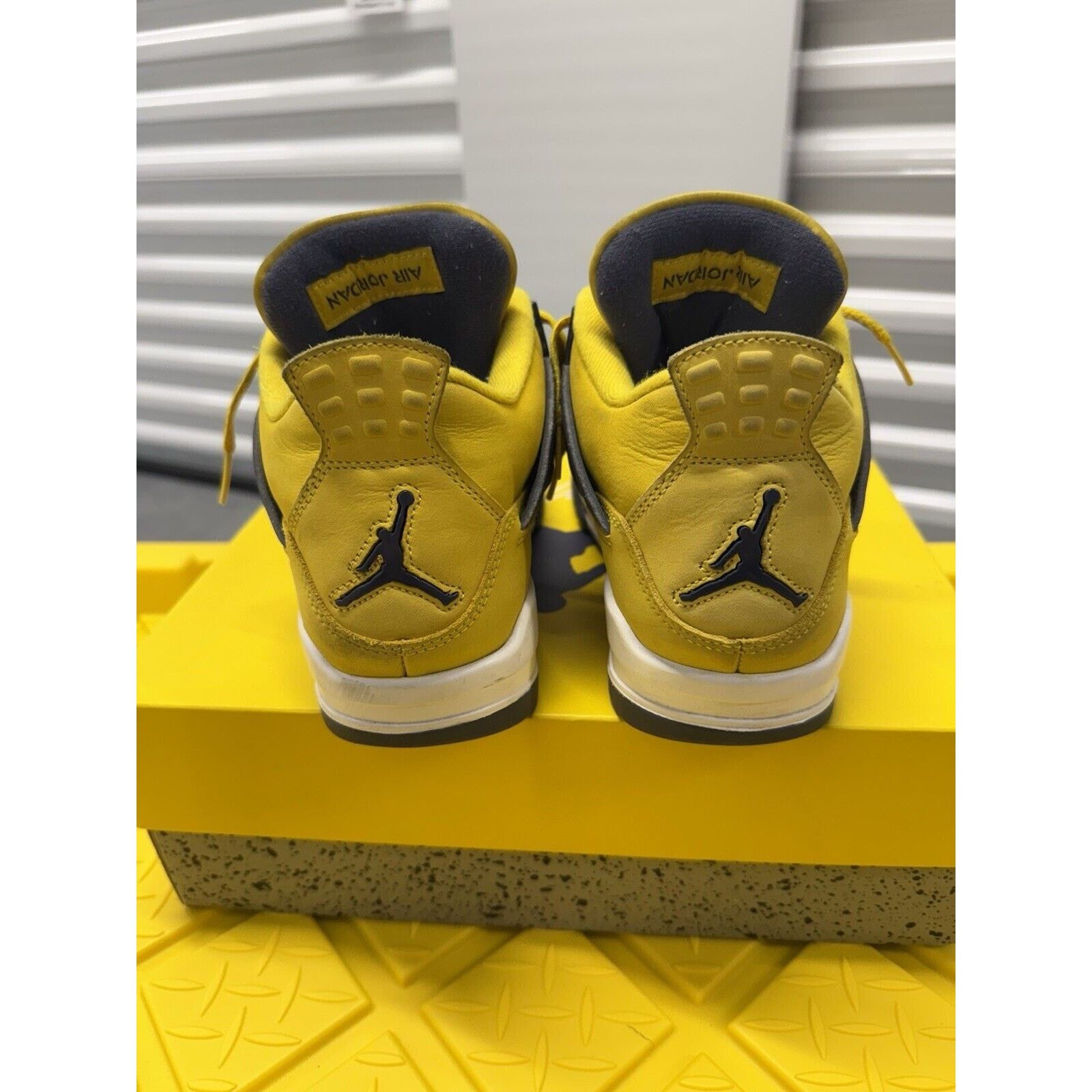Jordan Brand Men’s Jordan 4 Retro Mid Lightning Yellow CT8527-700 Used Size US 7.5 / EU 40-41 - 4 Thumbnail