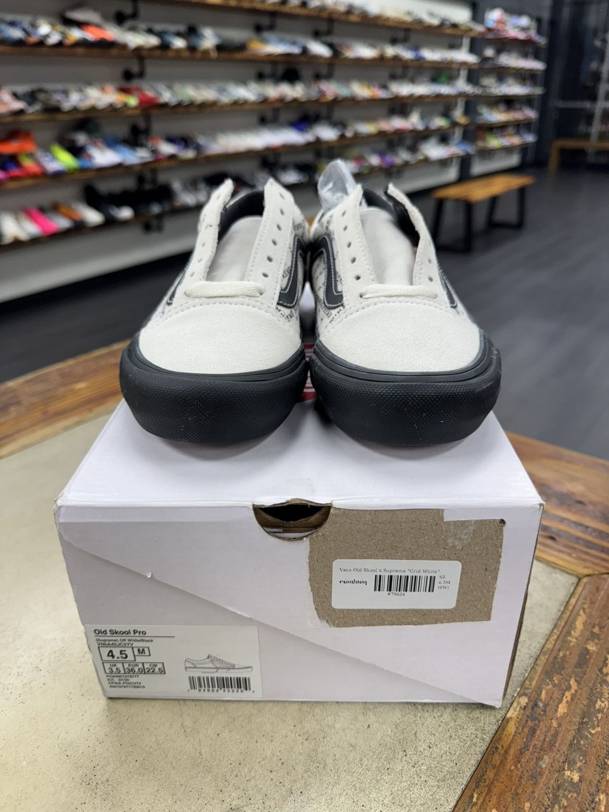 Supreme × Vans Supreme X Vans Grid White (SIZE 4.5M) Size US 5 / EU 37 - 2 Thumbnail
