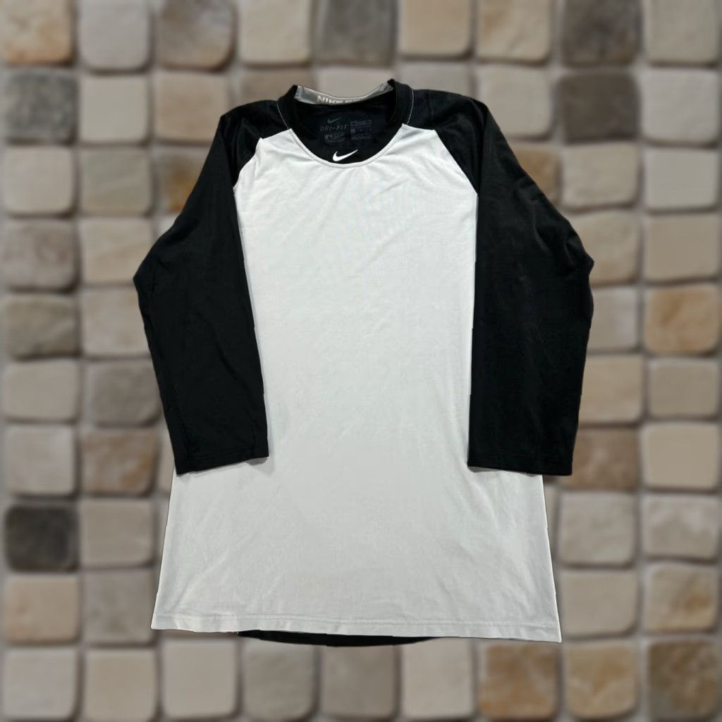 Nike Nike Pro Shirt Mens L Gray Black Dri-Fit Training Pullover Nike Pro Nike Shirt Mens L Gray Black Dri-Fit Training Pullover Size US L / EU 52-54 / 3 - 1 Thumbnail