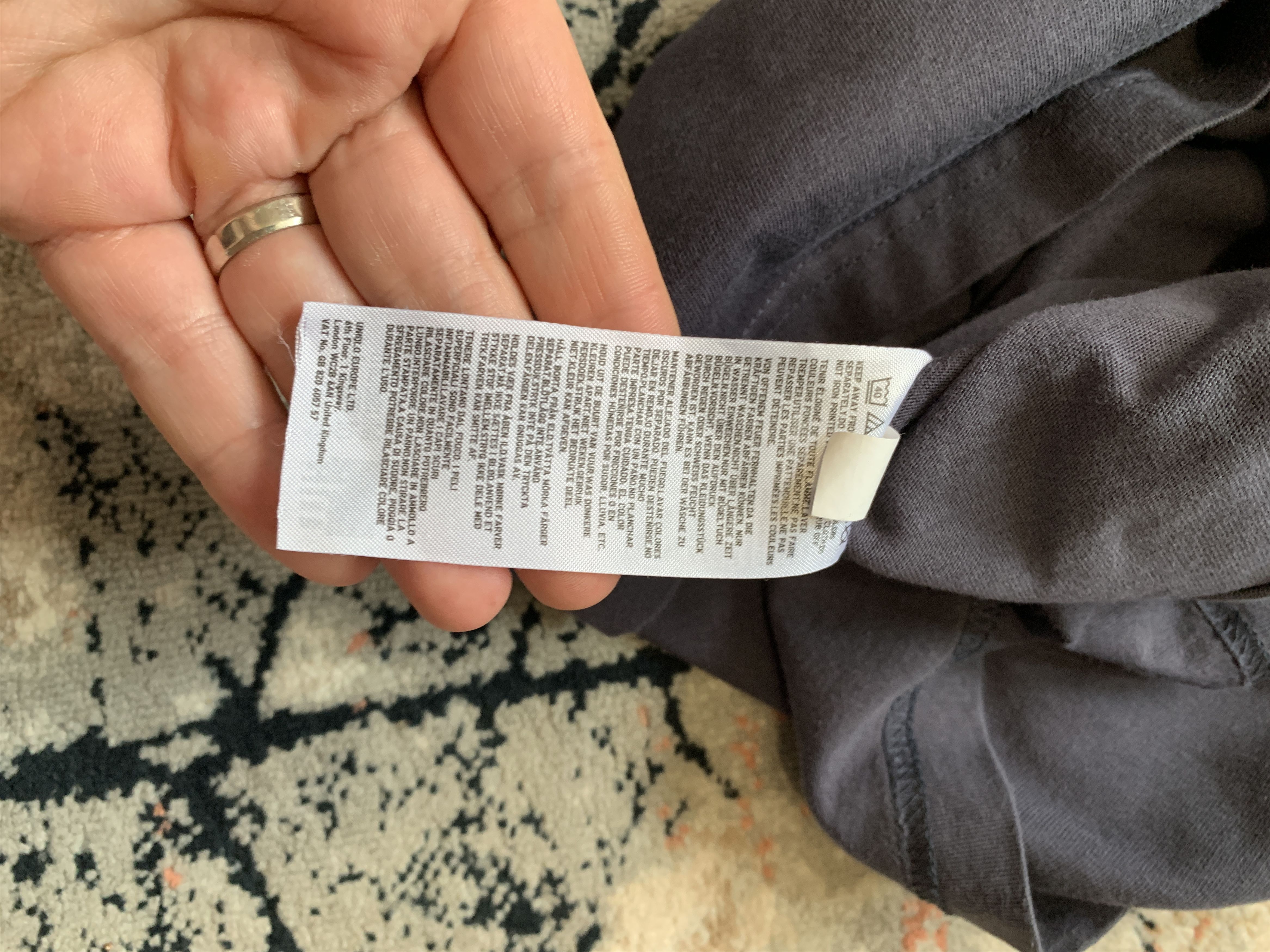Japanese Brand Uniqlo MFA Boston Tee Size US XL / EU 56 / 4 - 8 Thumbnail