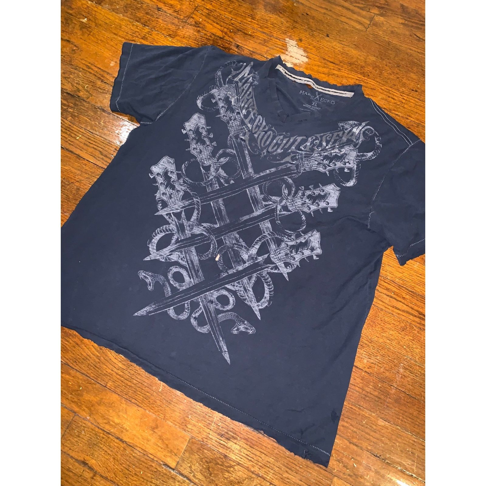 Marc Ecko × Vintage Marc Ecko Cut Sew T Shirt XL Navy Distressed Y2K V Neck Size US XL / EU 56 / 4 - 2 Thumbnail