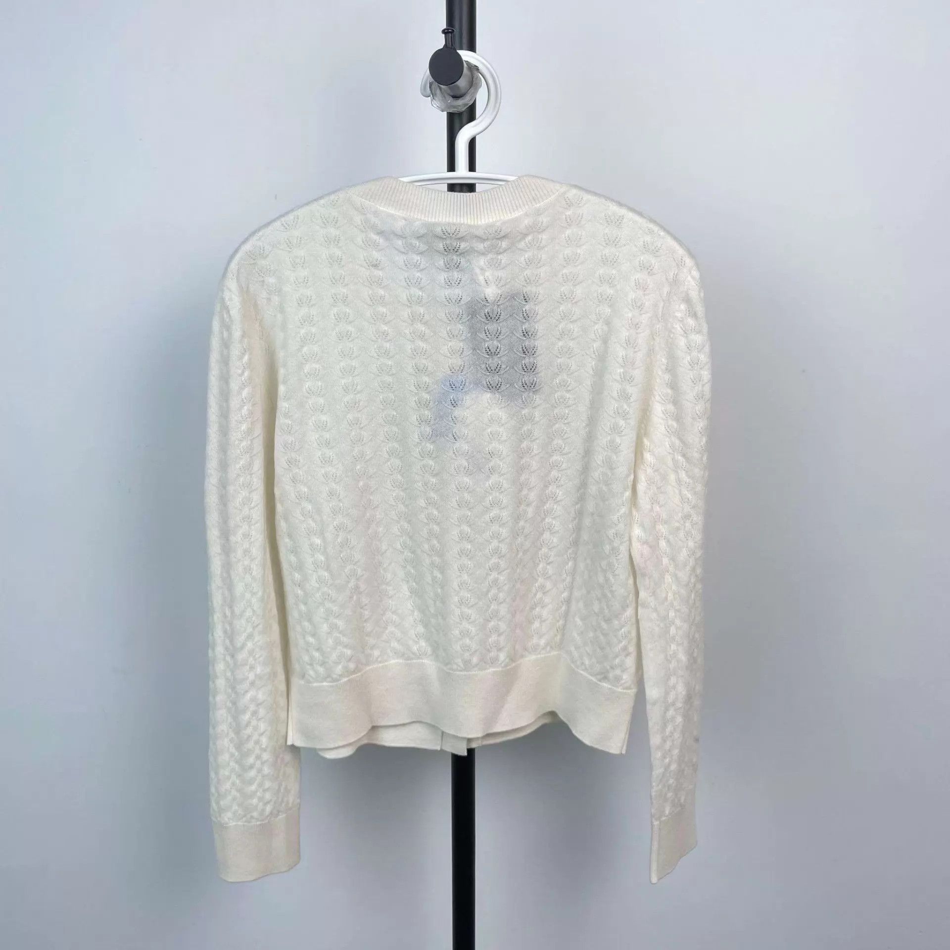 Chanel Chanel Knit Cardigan 40 Size M / US 6-8 / IT 42-44 - 2 Thumbnail