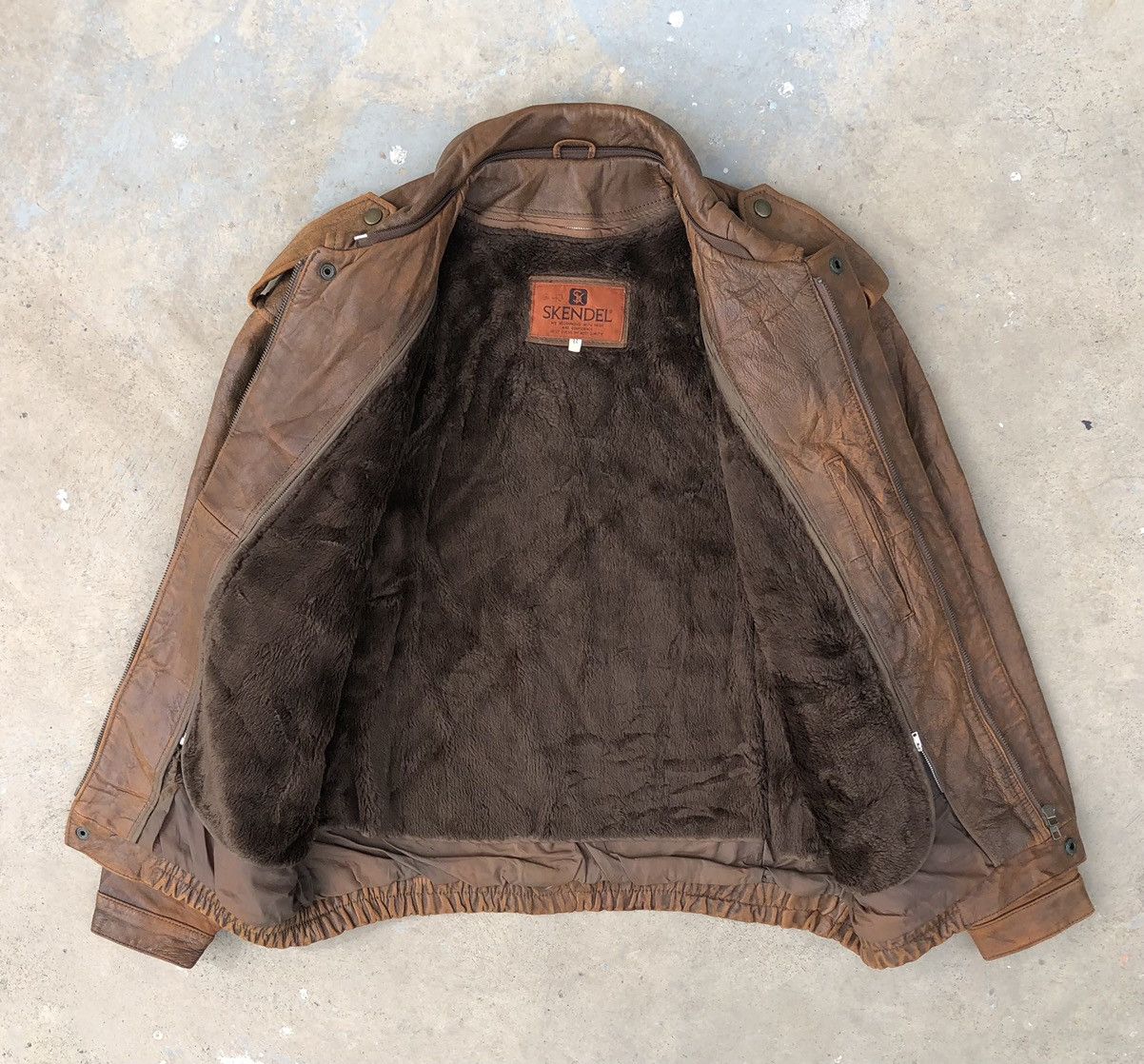 Vintage Vintage Skender Lined Fleece Leather Bomber Jacket Size US L / EU 52-54 / 3 - 12 Thumbnail