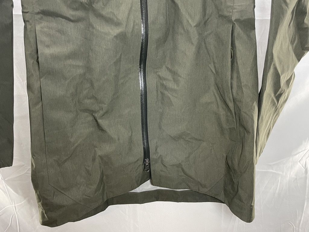 Arc'teryx ARCTERYX Codetta Cinch Long Gore Tex Jacket Coat Size S / US 4 / IT 40 - 6 Thumbnail