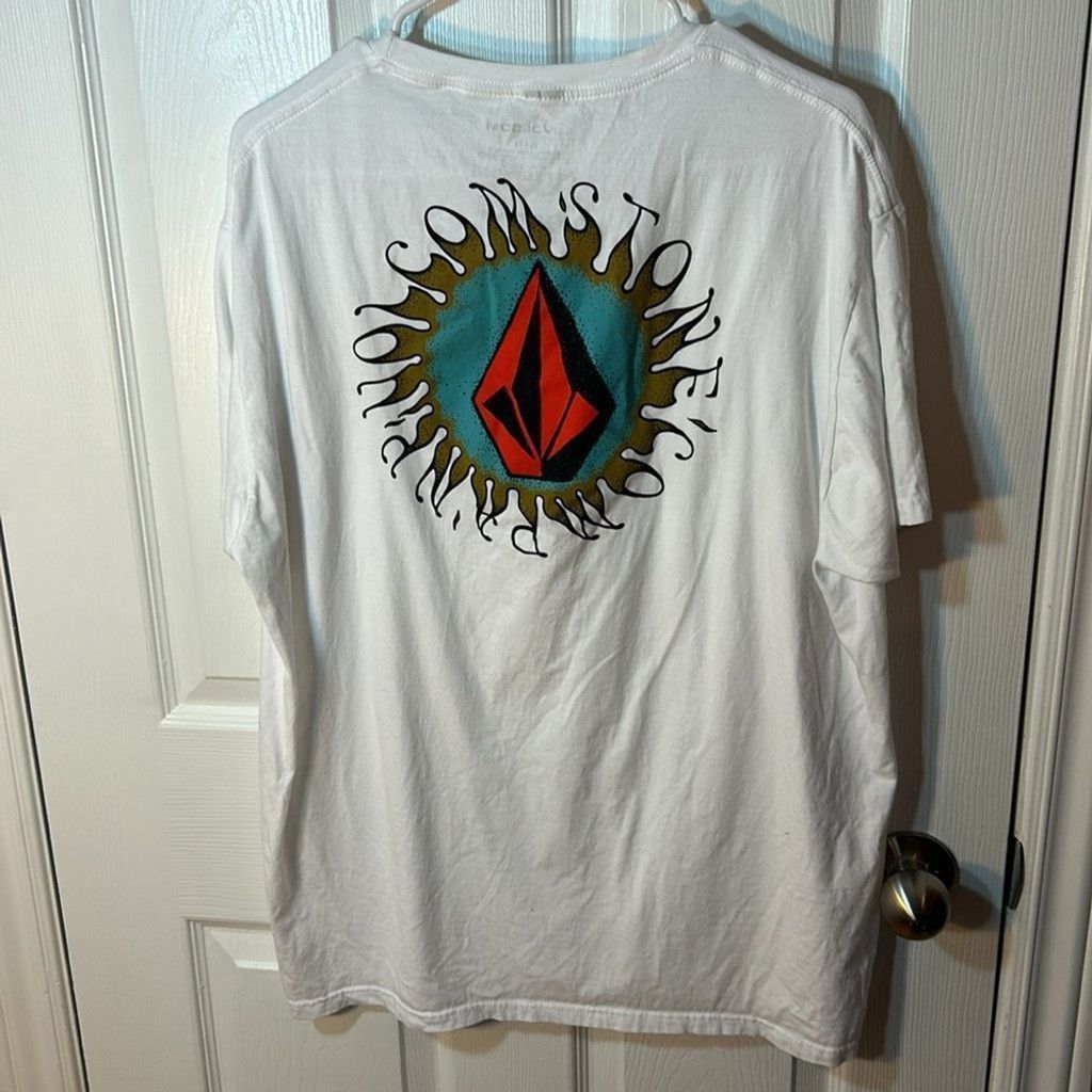 Volcom Size XL Volcom, men's white shirt Size US XL / EU 56 / 4 - 3 Thumbnail
