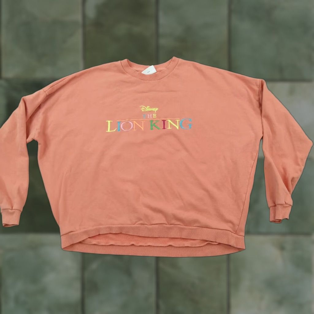 Disney Disney Lion King Sweatshirt Crew Neck Orange Oversized Medium Womens Size M / US 6-8 / IT 42-44 - 1 Thumbnail