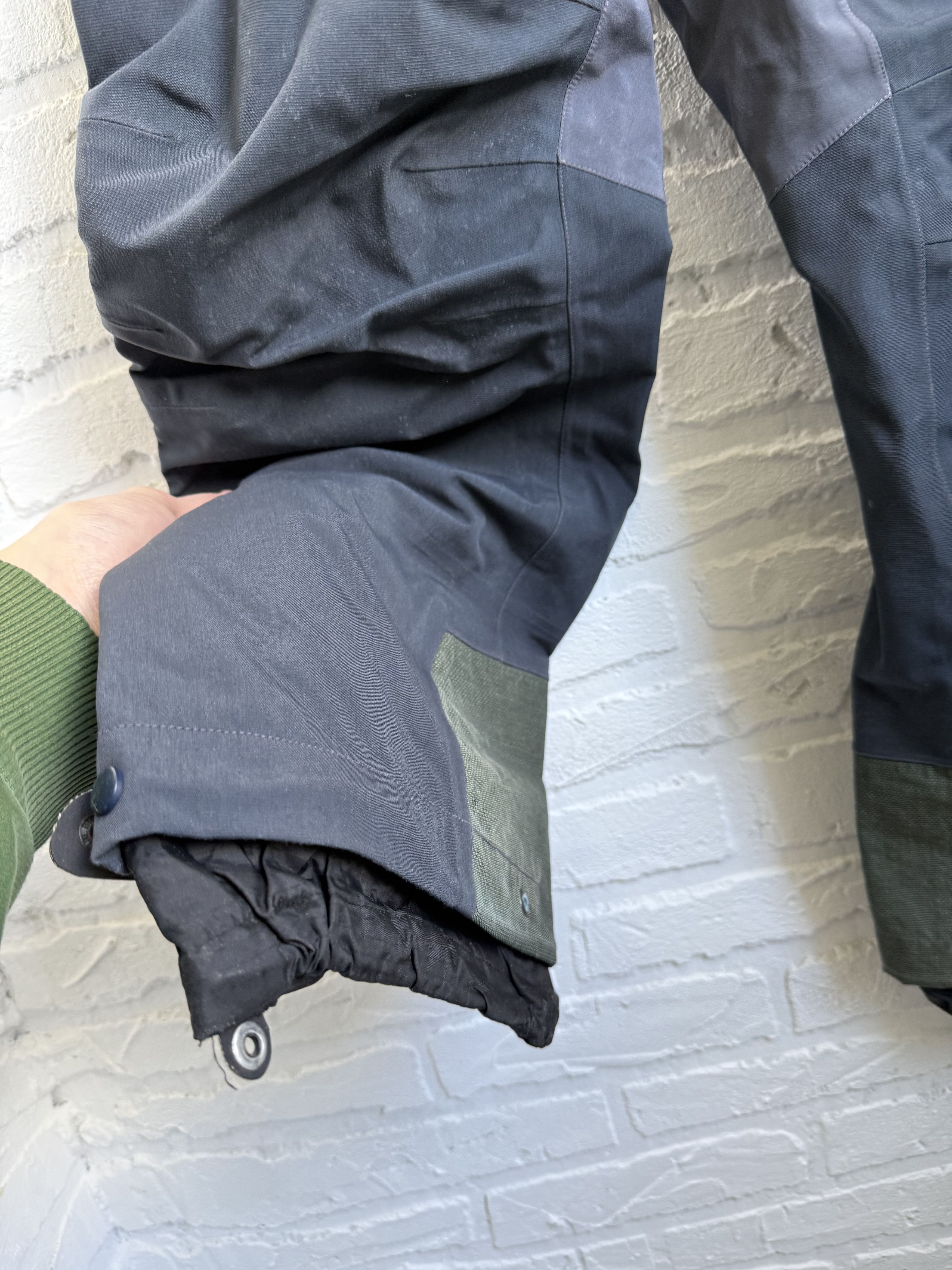 Arc'teryx Vintage Arc'teryx overall ski pants gore-tex Size US 30 / EU 46 - 10 Thumbnail