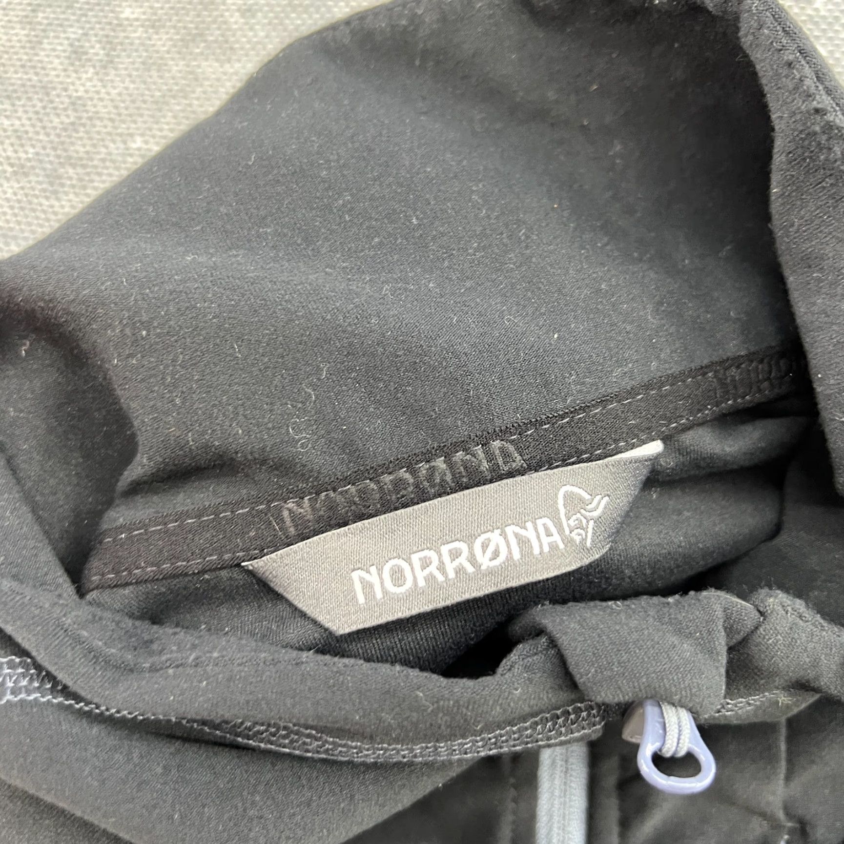 Vintage Norrona Svalbard Warm1 Vest Mens Large Black Full Zip Outdoor Jacket Sleeveless Track Jacket Size US L / EU 52-54 / 3 - 6 Thumbnail