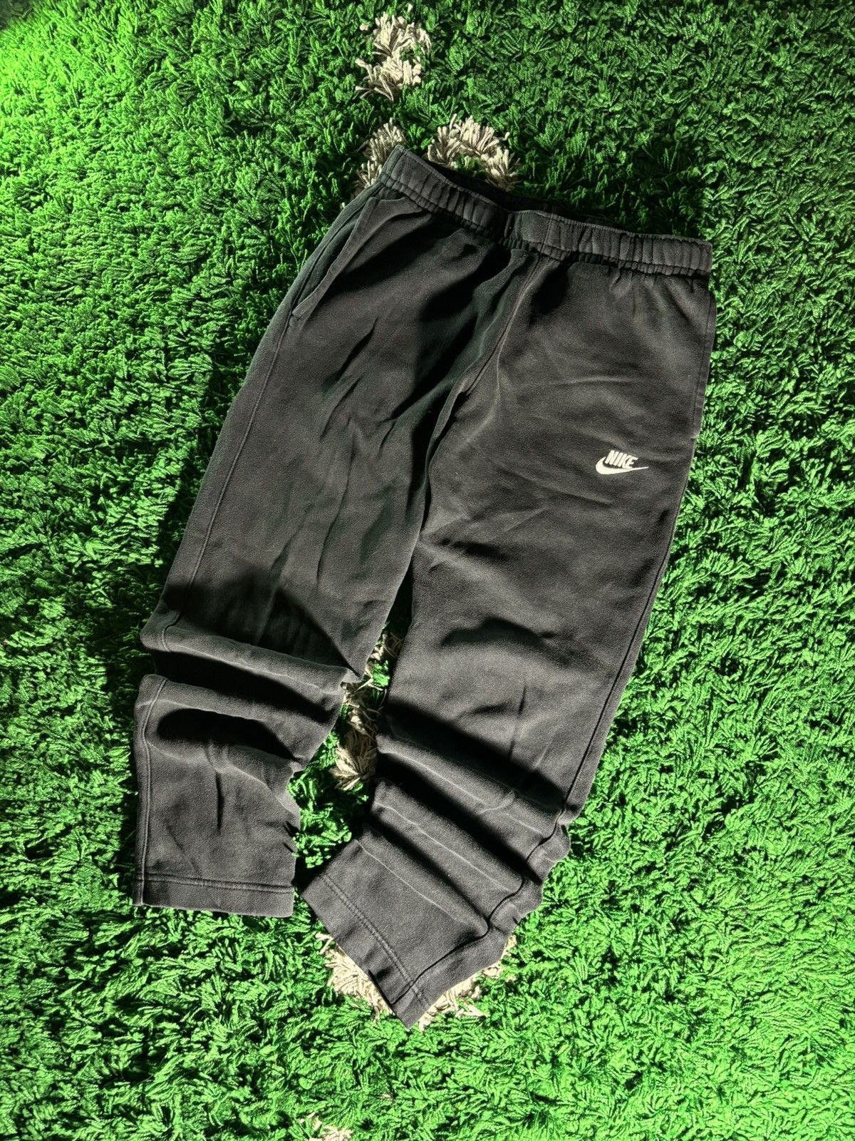 Nike Nike Sweatpants Size US 30 / EU 46 - 2 Thumbnail