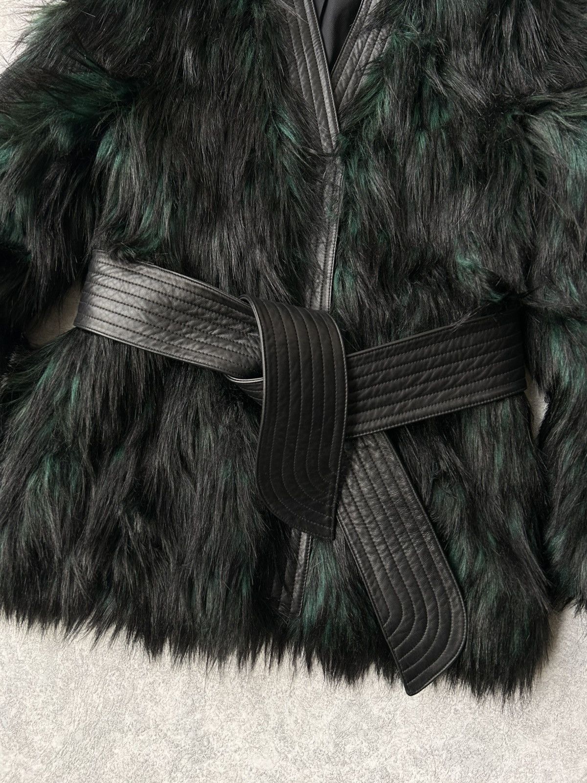 Balmain Balmain x HM Faux Fur Belted Jacket Size XS / US 0-2 / IT 36-38 - 10 Thumbnail