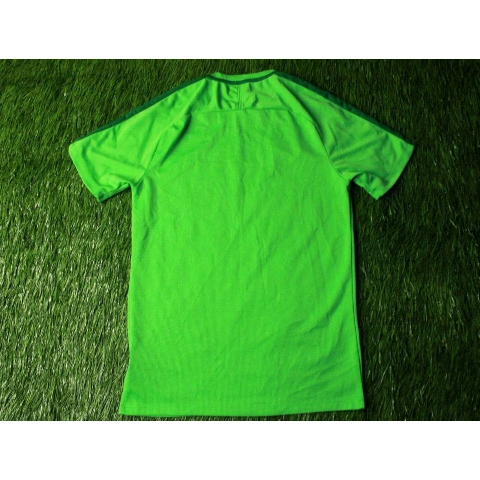 Nike NIKE DRI-FIT ORIGINAL 2019 MEN FOOTBALL SOCCER TRAINING SHIRT JERSEY SIZE S Size US S / EU 44-46 / 1 - 7 Thumbnail