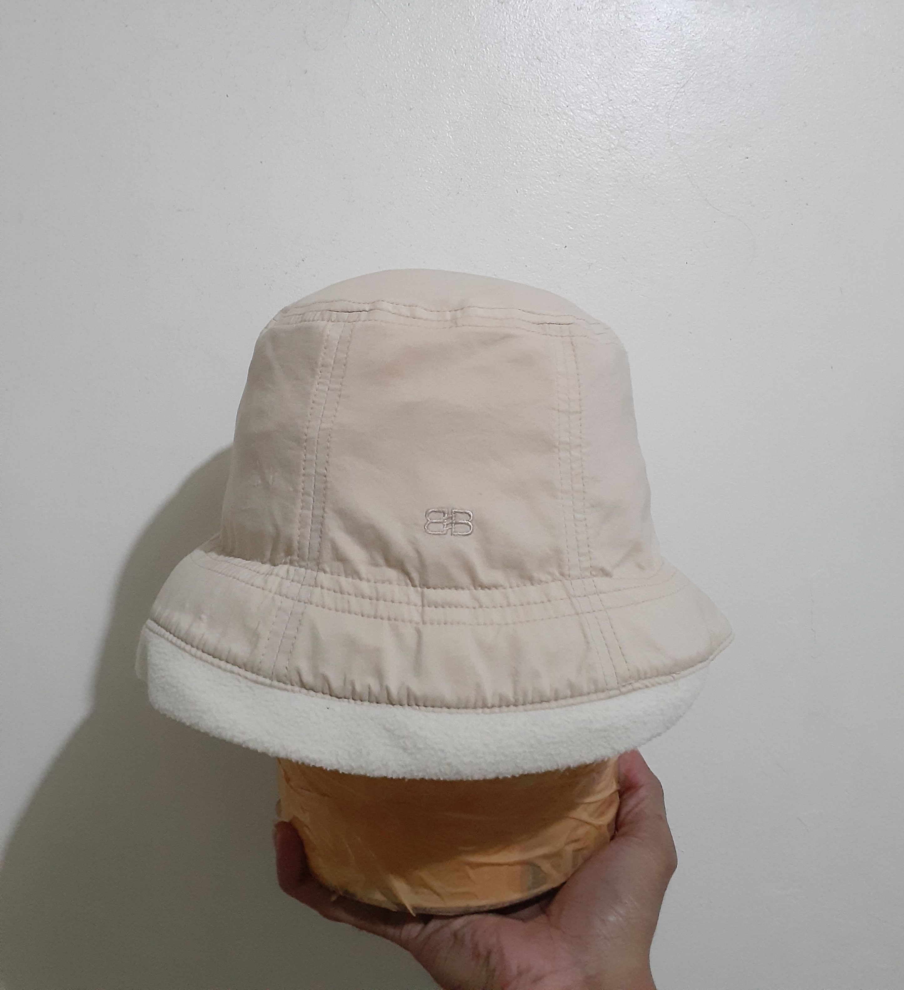 Balenciaga × Vintage Vintage Balenciaga BB Logo Archival Bucket Hat Size ONE SIZE - 1 Thumbnail