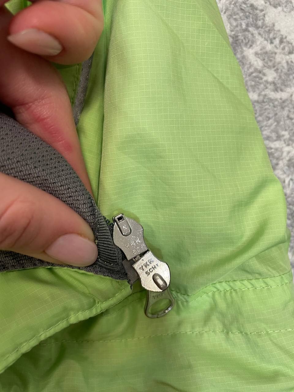Nike Vintage Nike Clima-FIT Green Zip-Off Sleeves Jacket Men’s Size US S / EU 44-46 / 1 - 17 Thumbnail