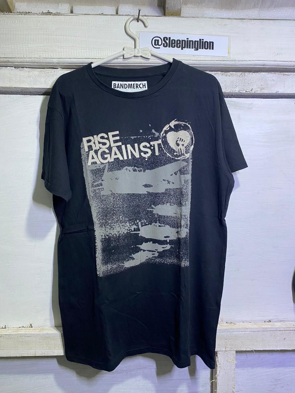 Band Tees × Vintage Rise against x This is noise x vintage Size US M / EU 48-50 / 2 - 1 Thumbnail